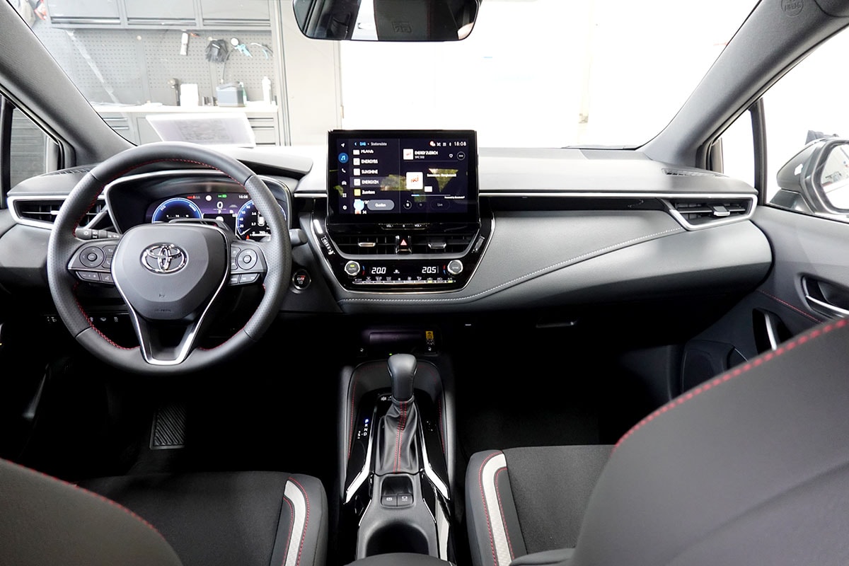 TOYOTA Corolla 2.0 HSD GR Sport e- CVT-image-9