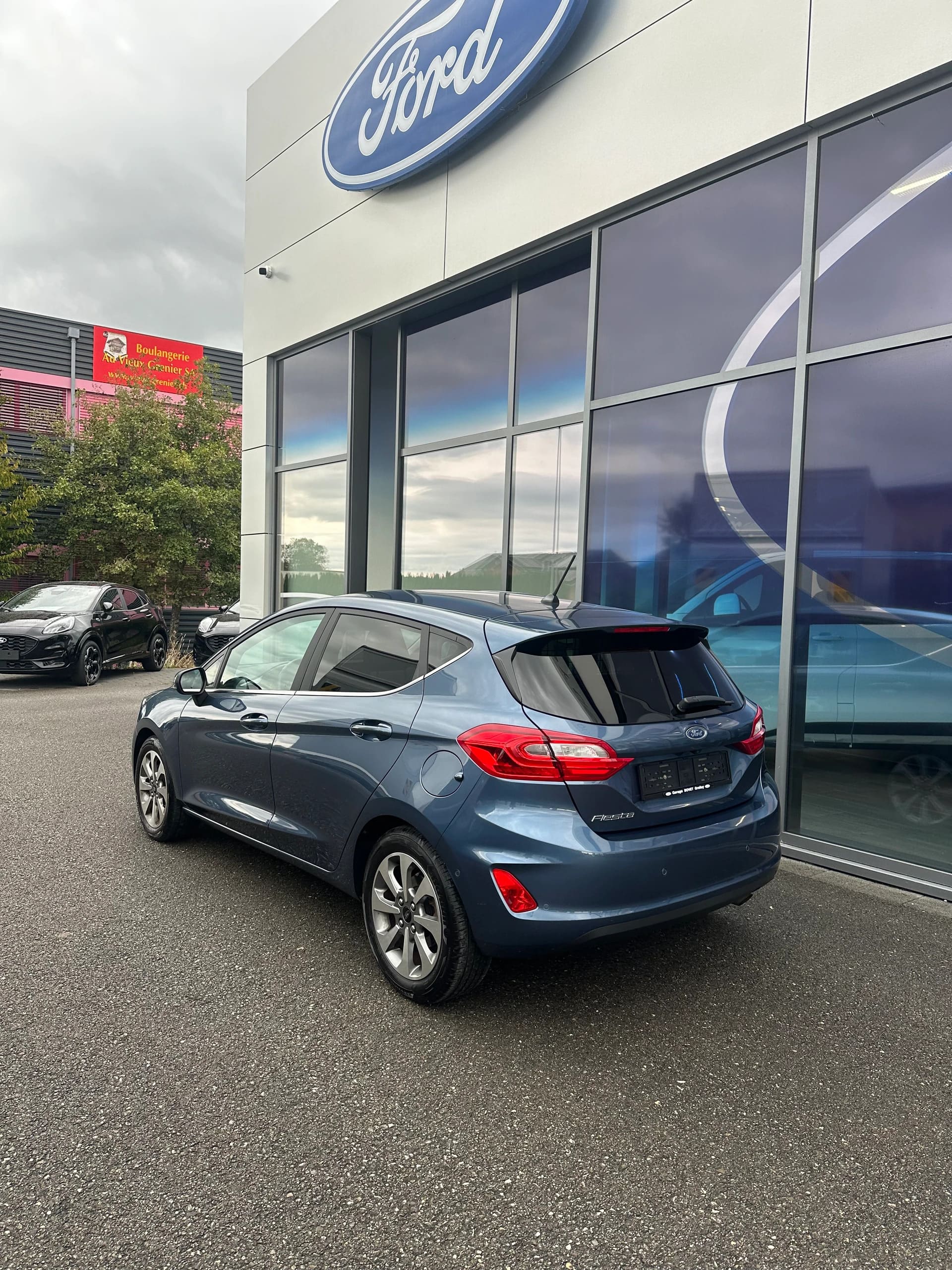 FORD Fiesta 1.0 EcoB 125 Titanium-showroom-element-3