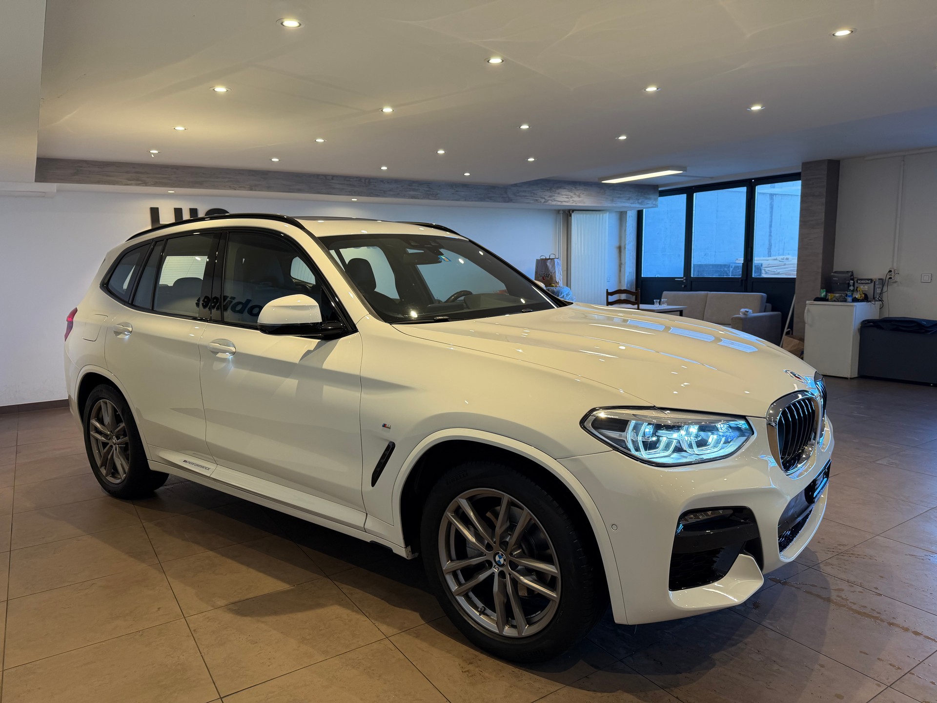 BMW X3 20i xDrive paddles-image-5