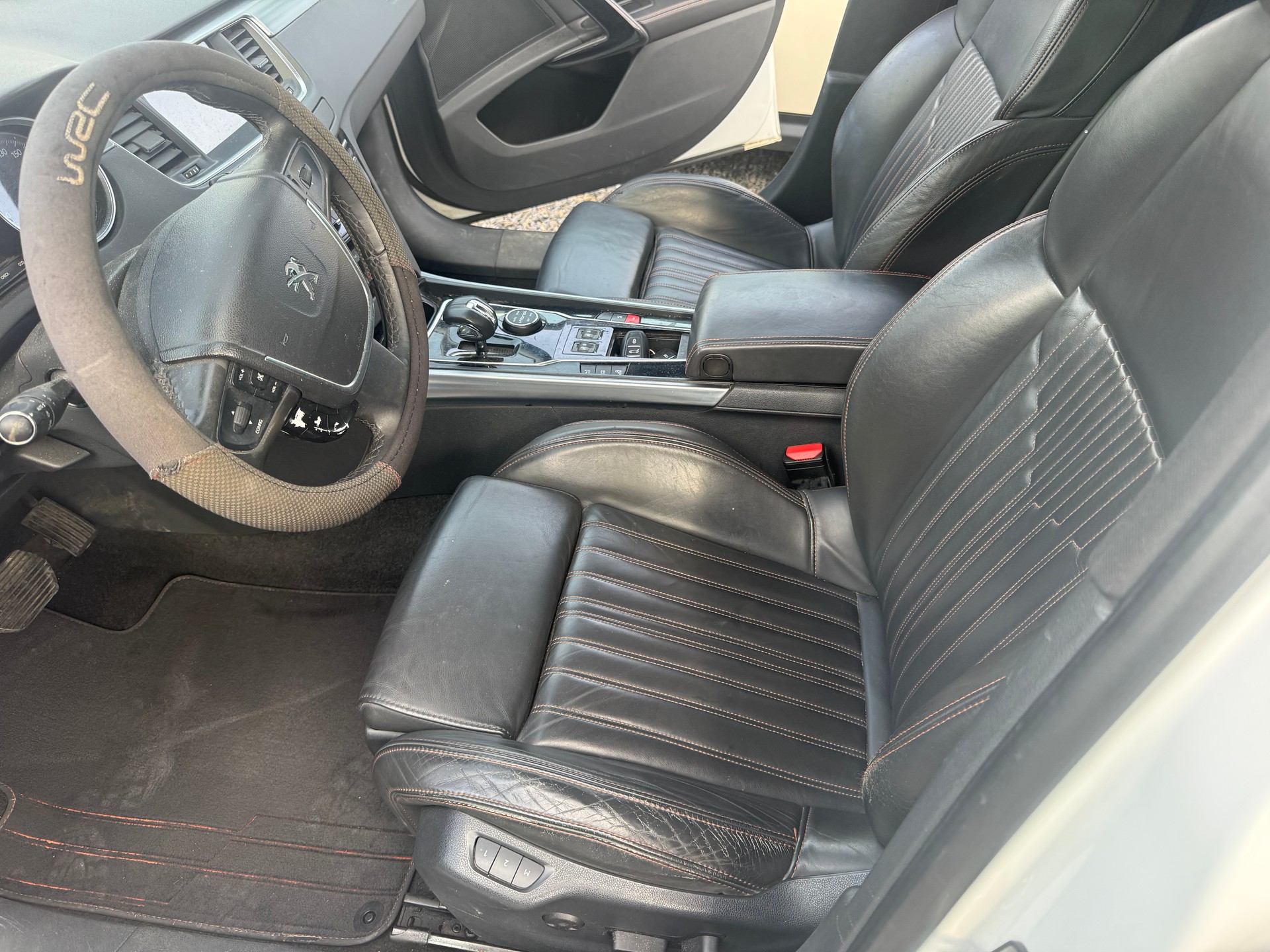 PEUGEOT 508 RXH 2.0 HDI Hybrid4 ETG6-image-6