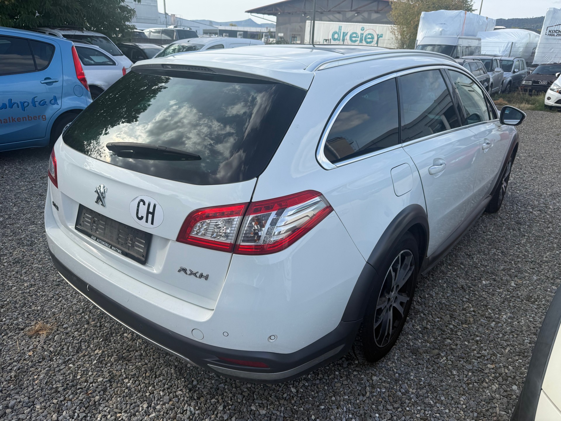 PEUGEOT 508 RXH 2.0 HDI Hybrid4 ETG6-image-3