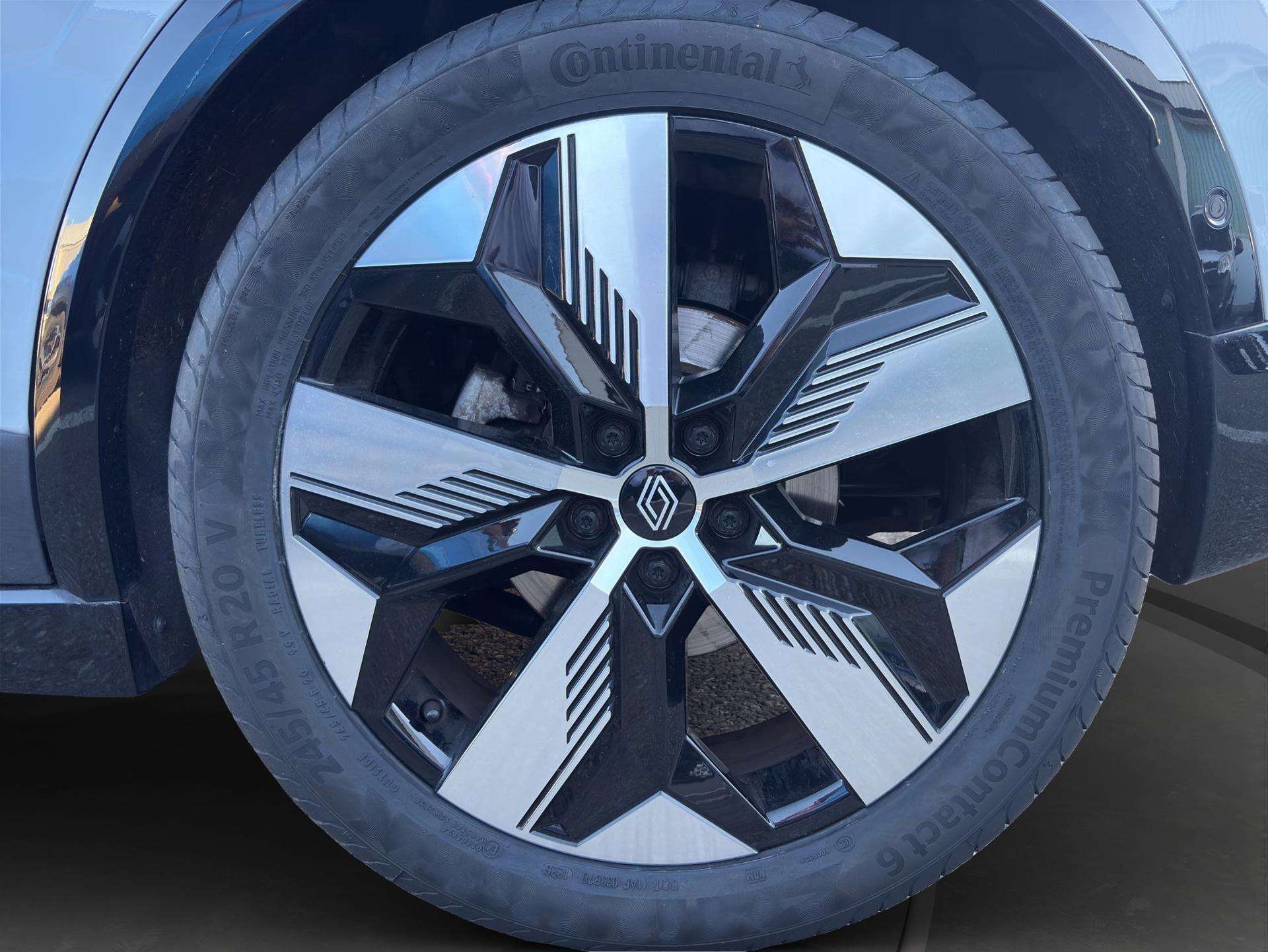 RENAULT Mégane E-TECH EV60 Techno-image-16
