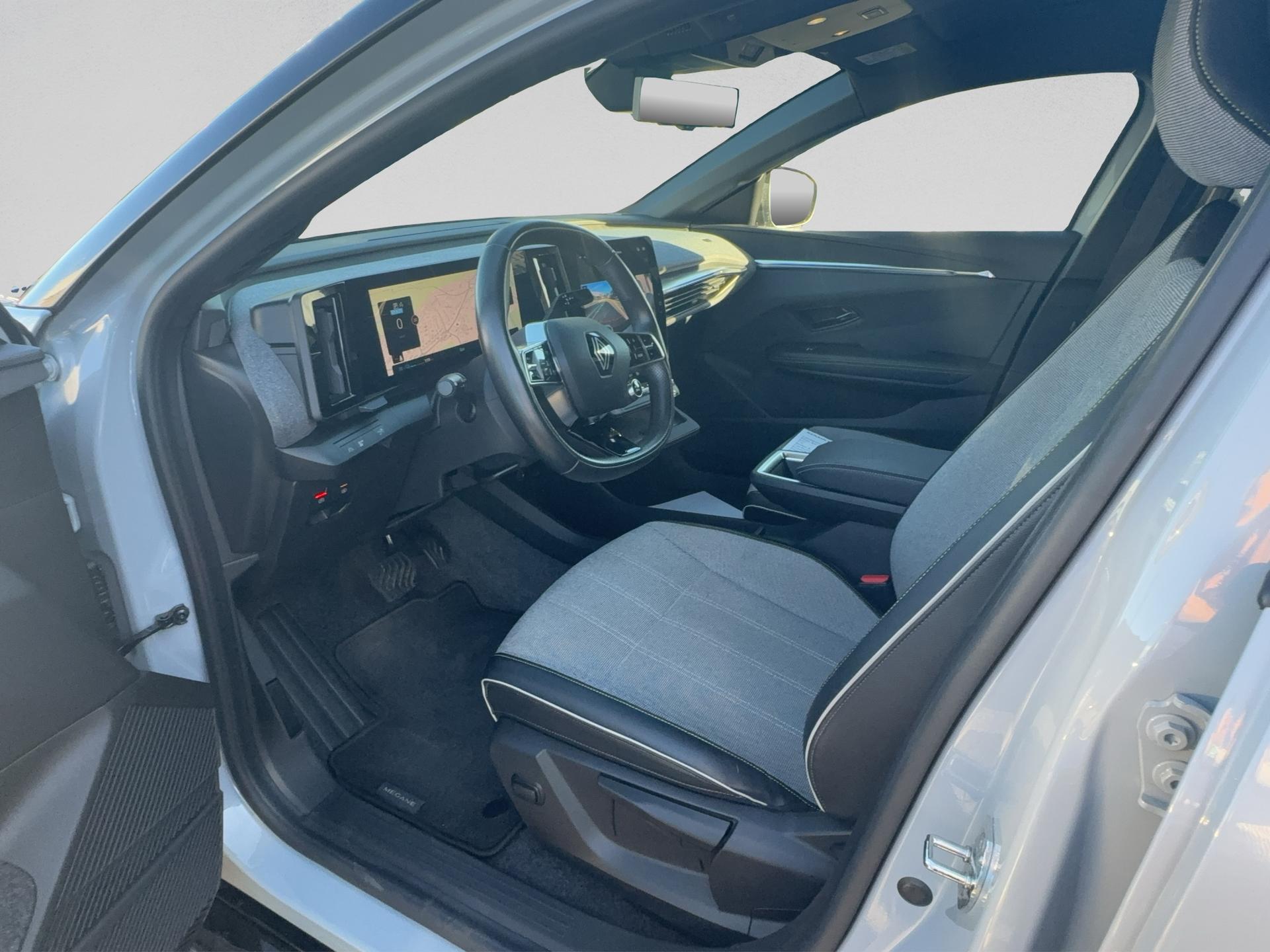 RENAULT Mégane E-TECH EV60 Techno-image-8