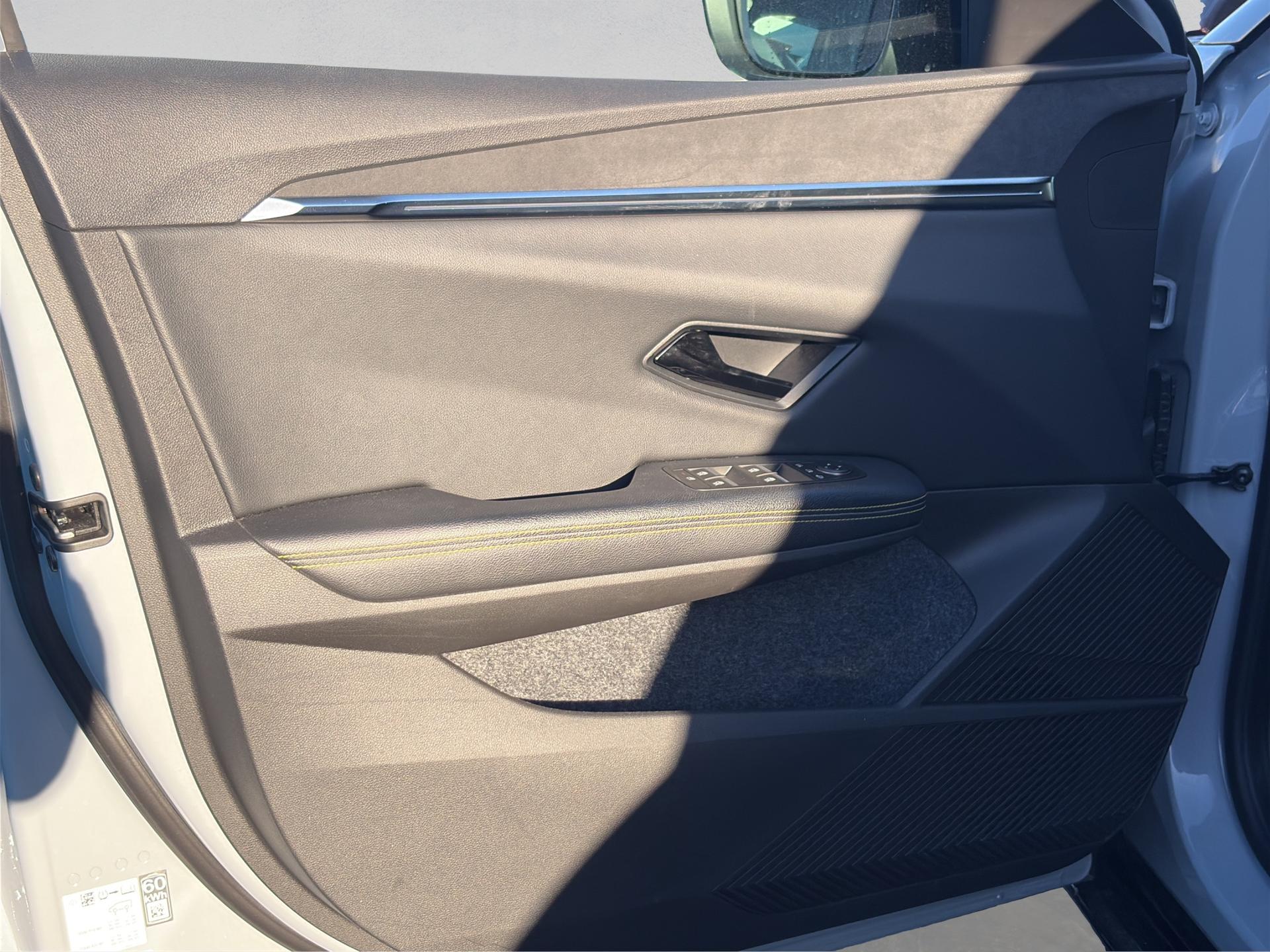 RENAULT Mégane E-TECH EV60 Techno-image-20