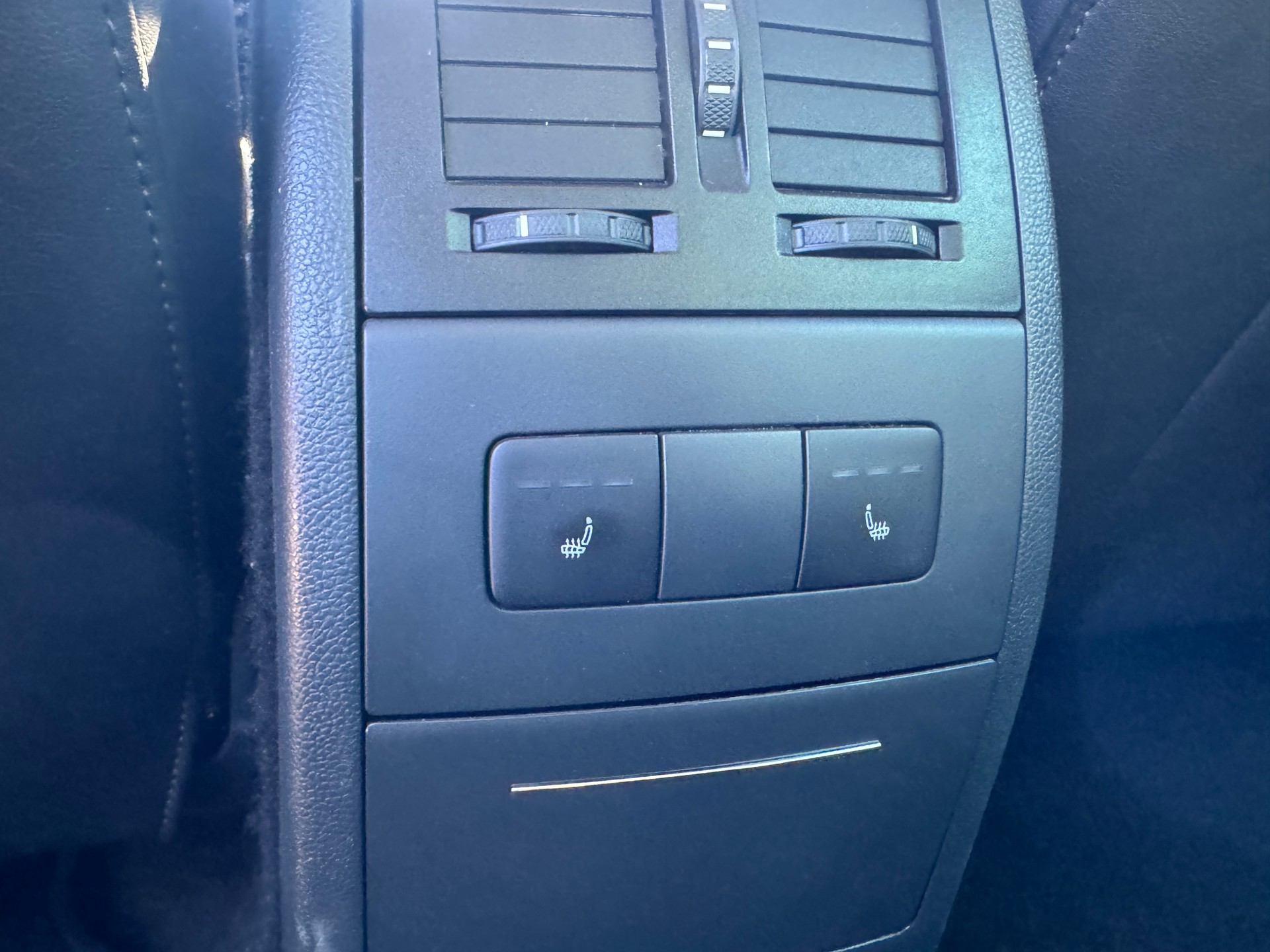 SKODA Octavia Combi 1.8 TSI Laurin & Klement 4x4-image-9