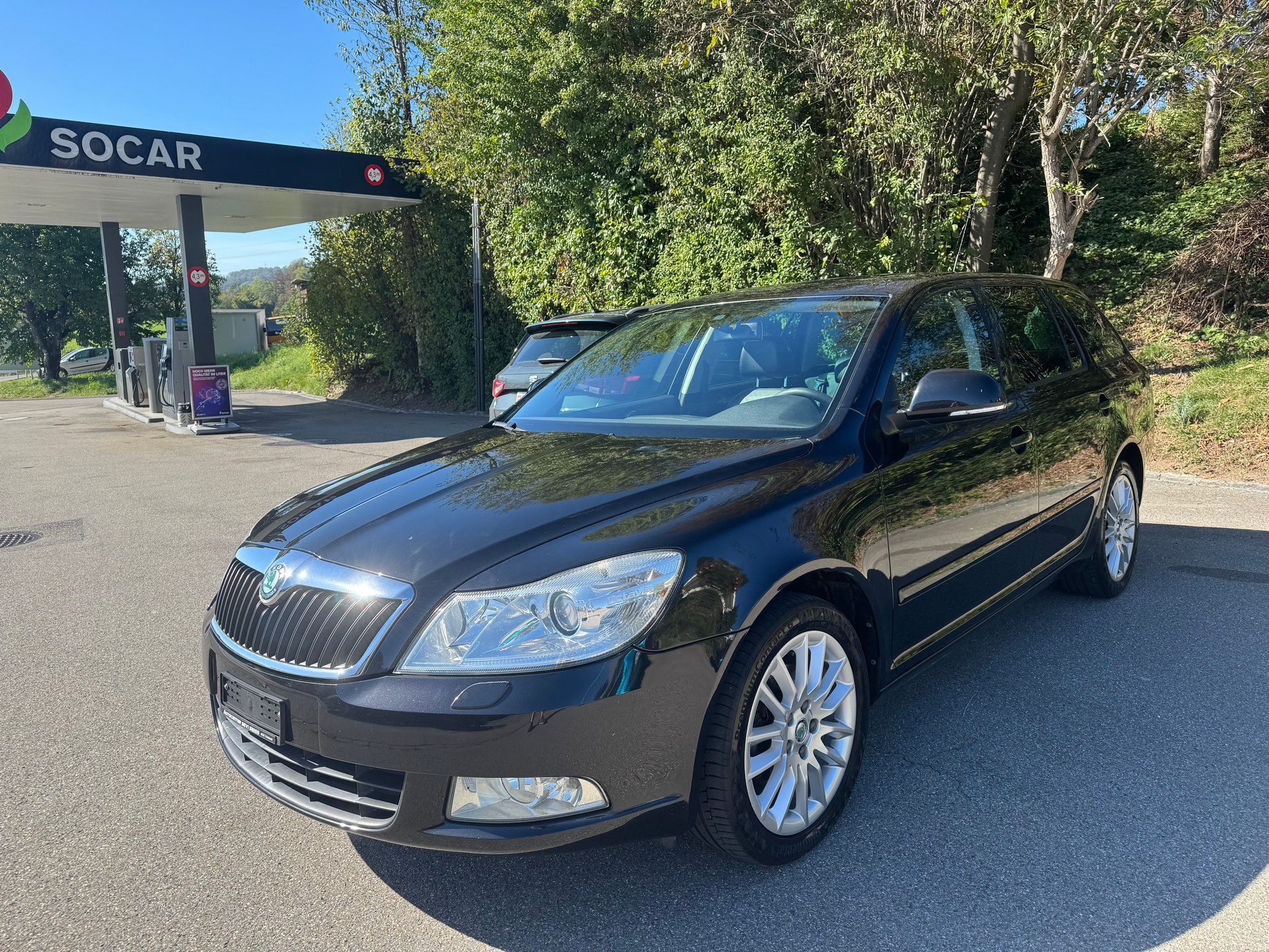SKODA Octavia Combi 1.8 TSI Laurin & Klement 4x4-image-1