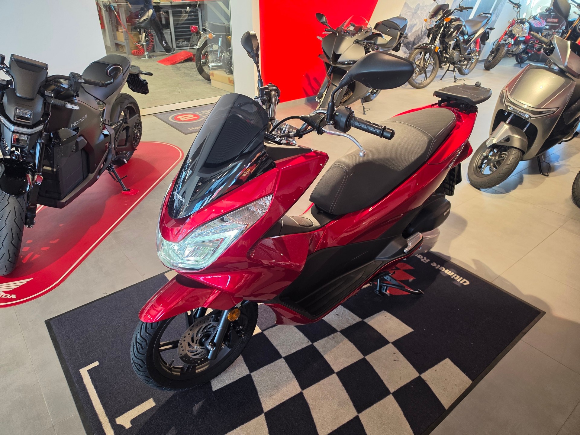 HONDA PCX 125 i-image-4