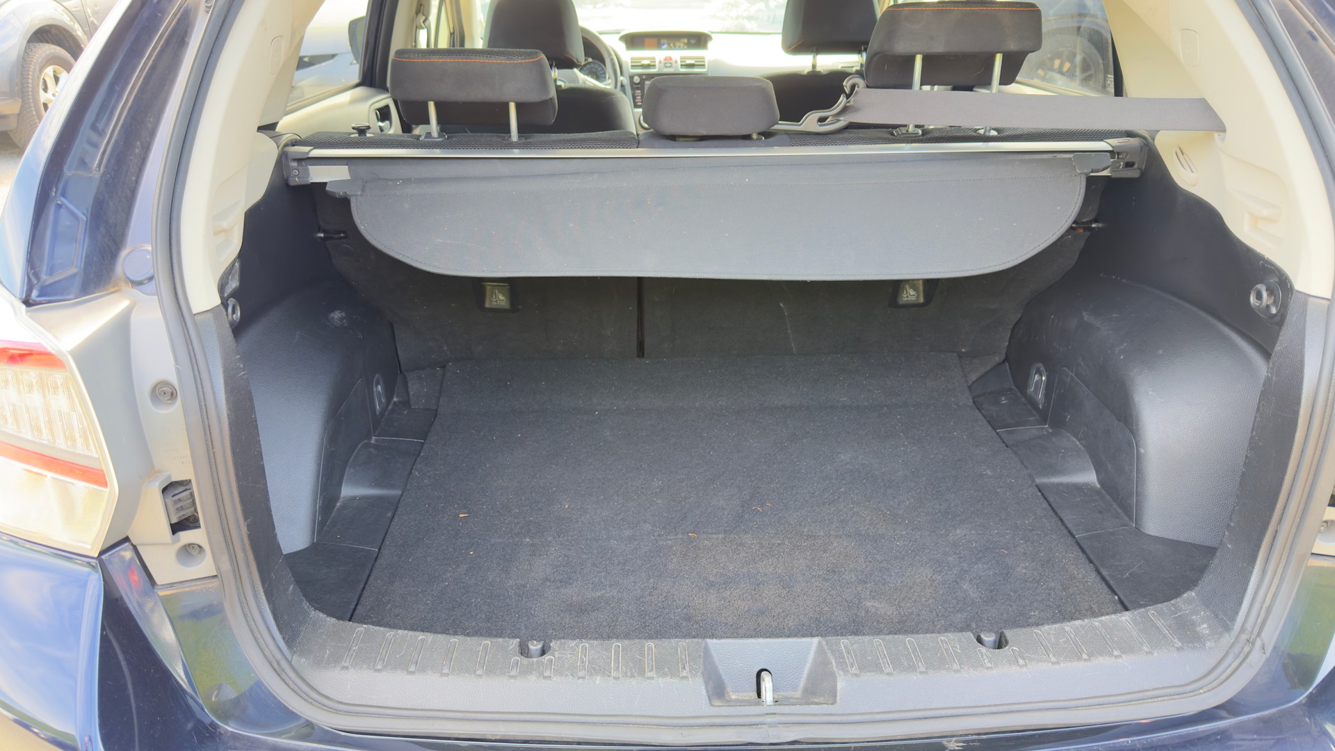 SUBARU XV 2.0D Swiss Two AWD-image-8