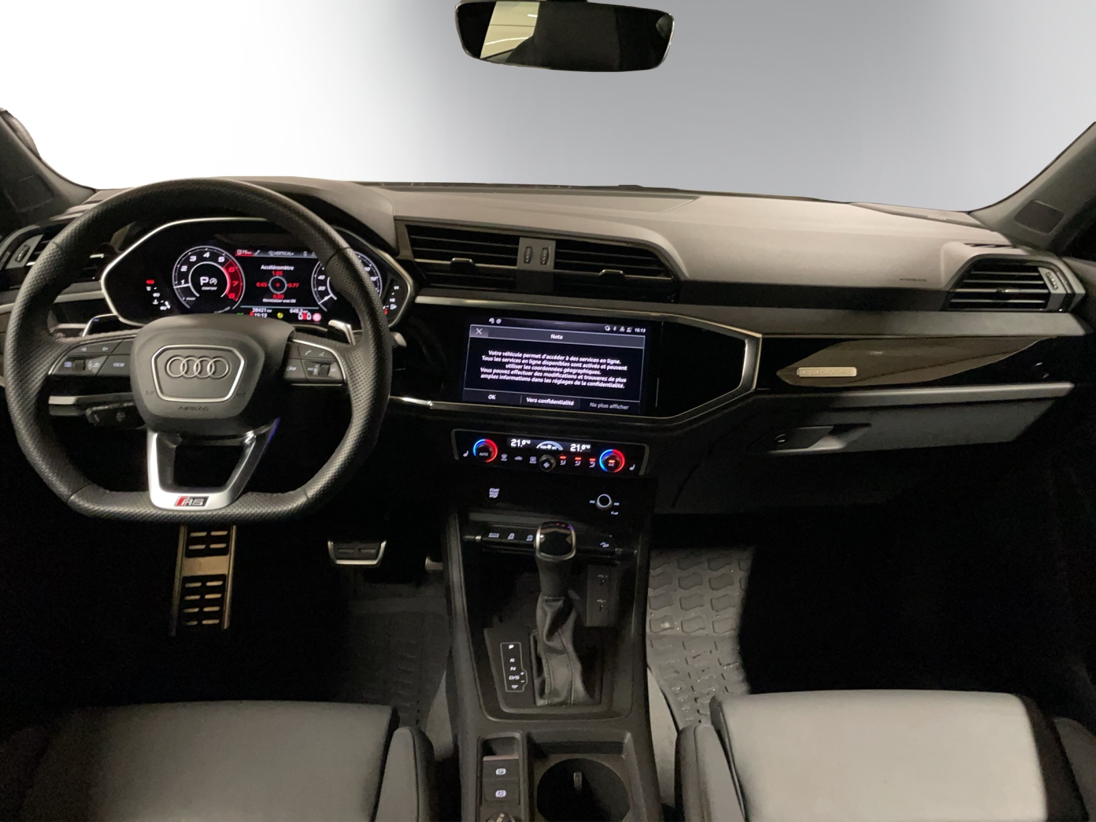 AUDI RS Q3 2.5 TFSI quattro S tronic-image-11