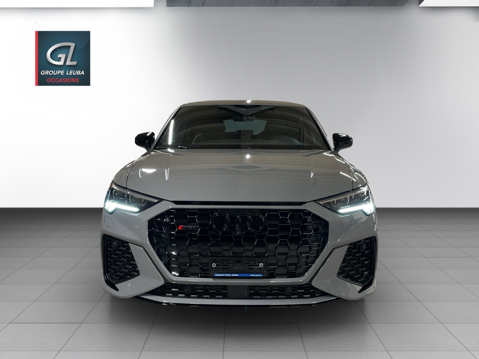 AUDI RS Q3 2.5 TFSI quattro S tronic-showroom-element-1