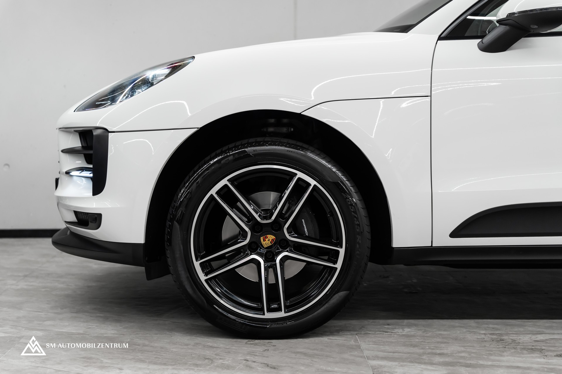 PORSCHE Macan PDK / CH / Panoramadach / Bose-image-4