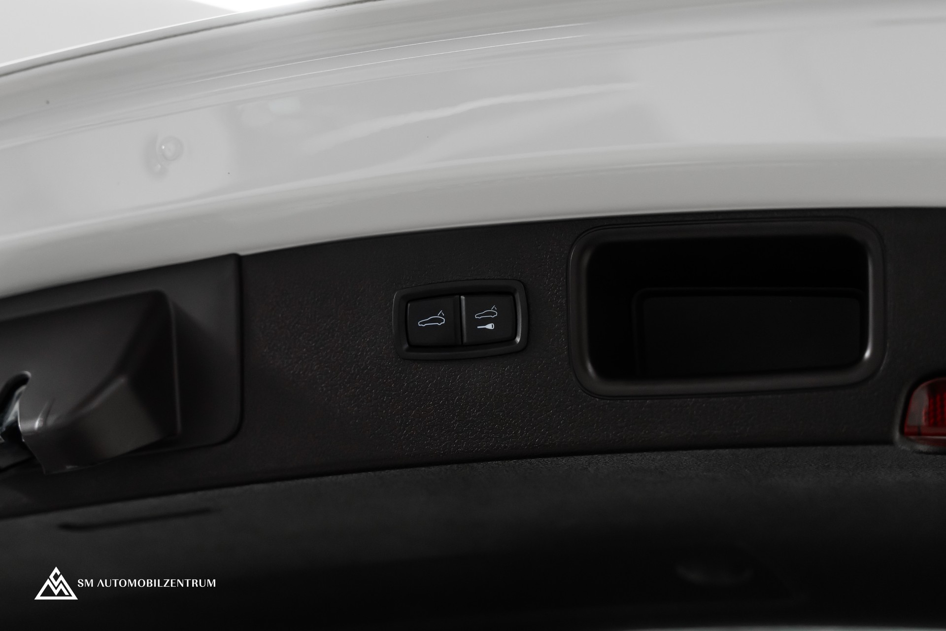 PORSCHE Macan PDK / CH / Panoramadach / Bose-image-11