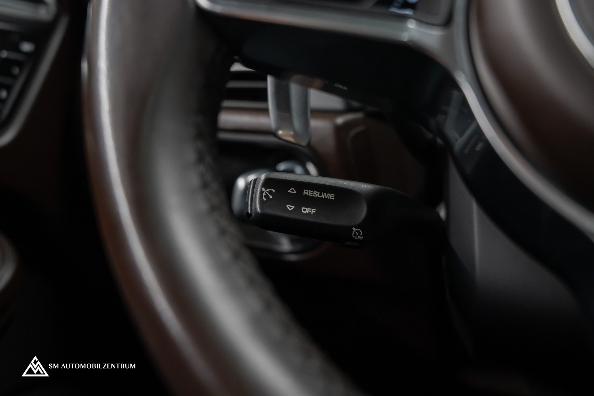 PORSCHE Macan PDK / CH / Panoramadach / Bose-image-23