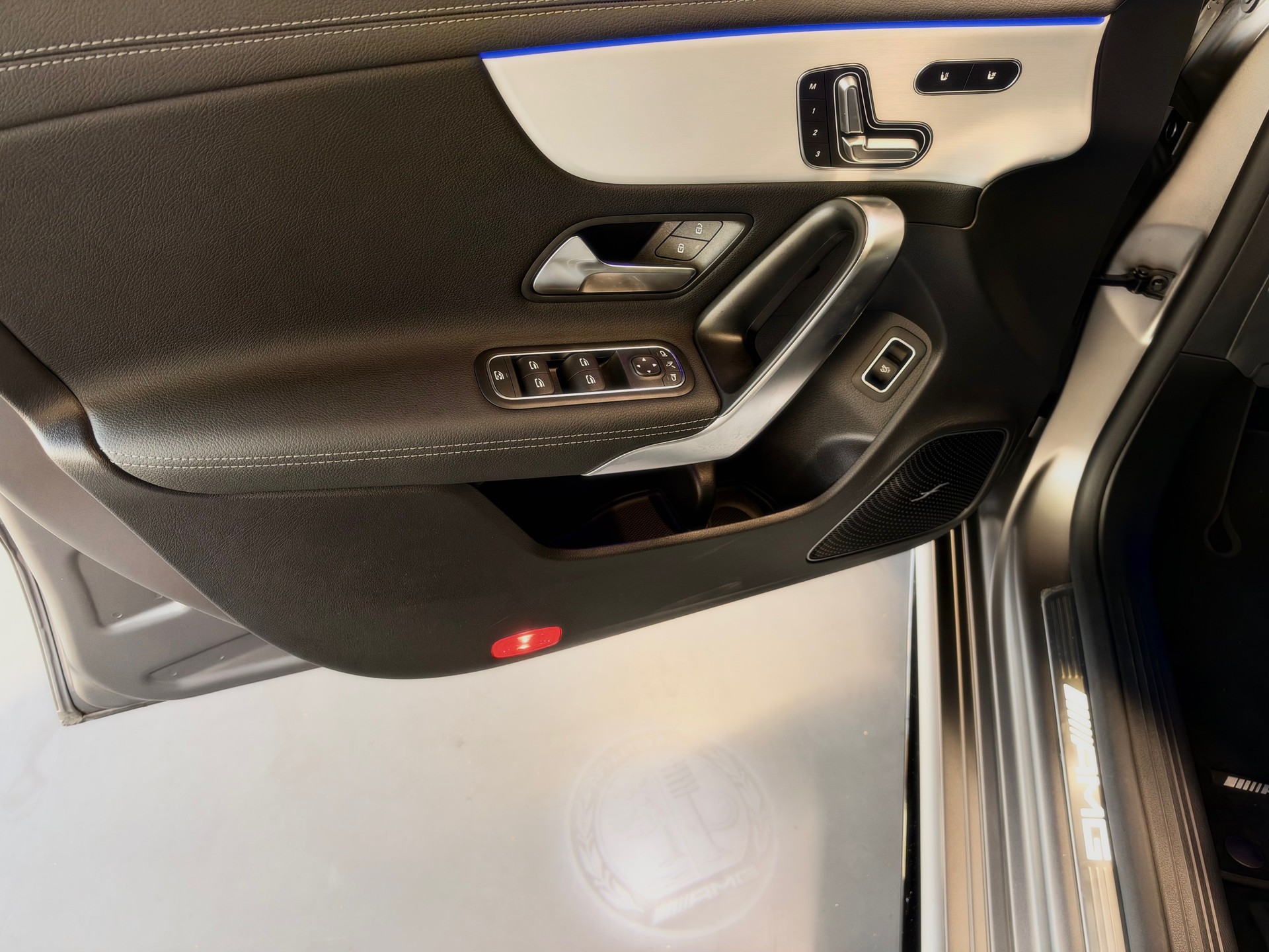 MERCEDES-BENZ CLA 45 S AMG 4Matic+ 8G-DCT-image-9