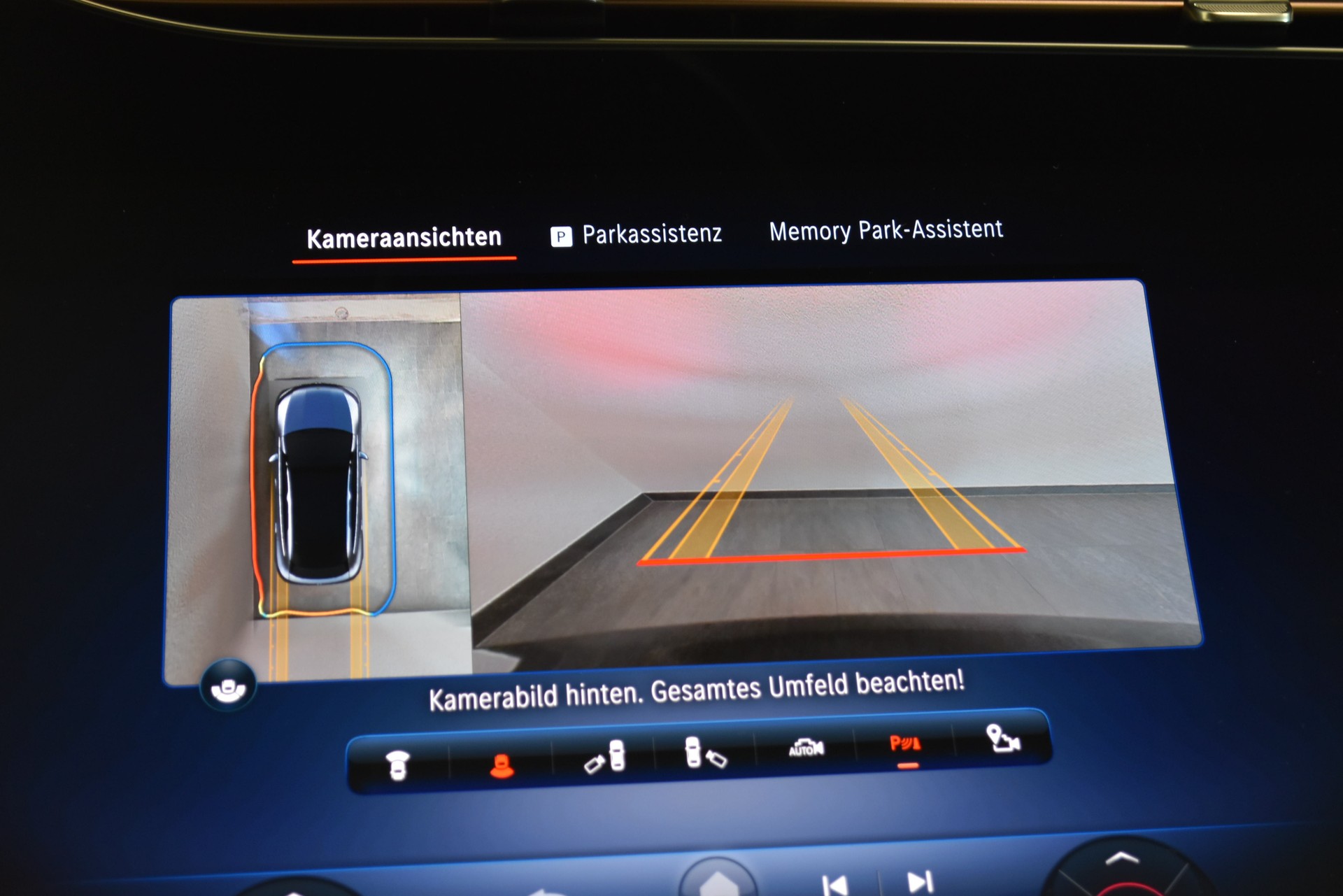 MERCEDES-BENZ EQE SUV AMG 53 4 Matic Executive Edition-image-8