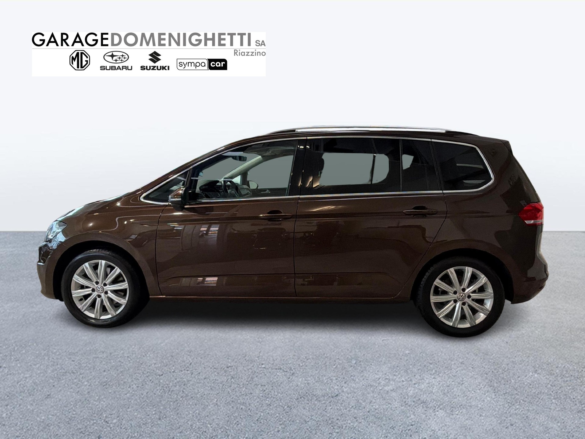 VW Touran 1.4 TSI Highline DSG-image-1
