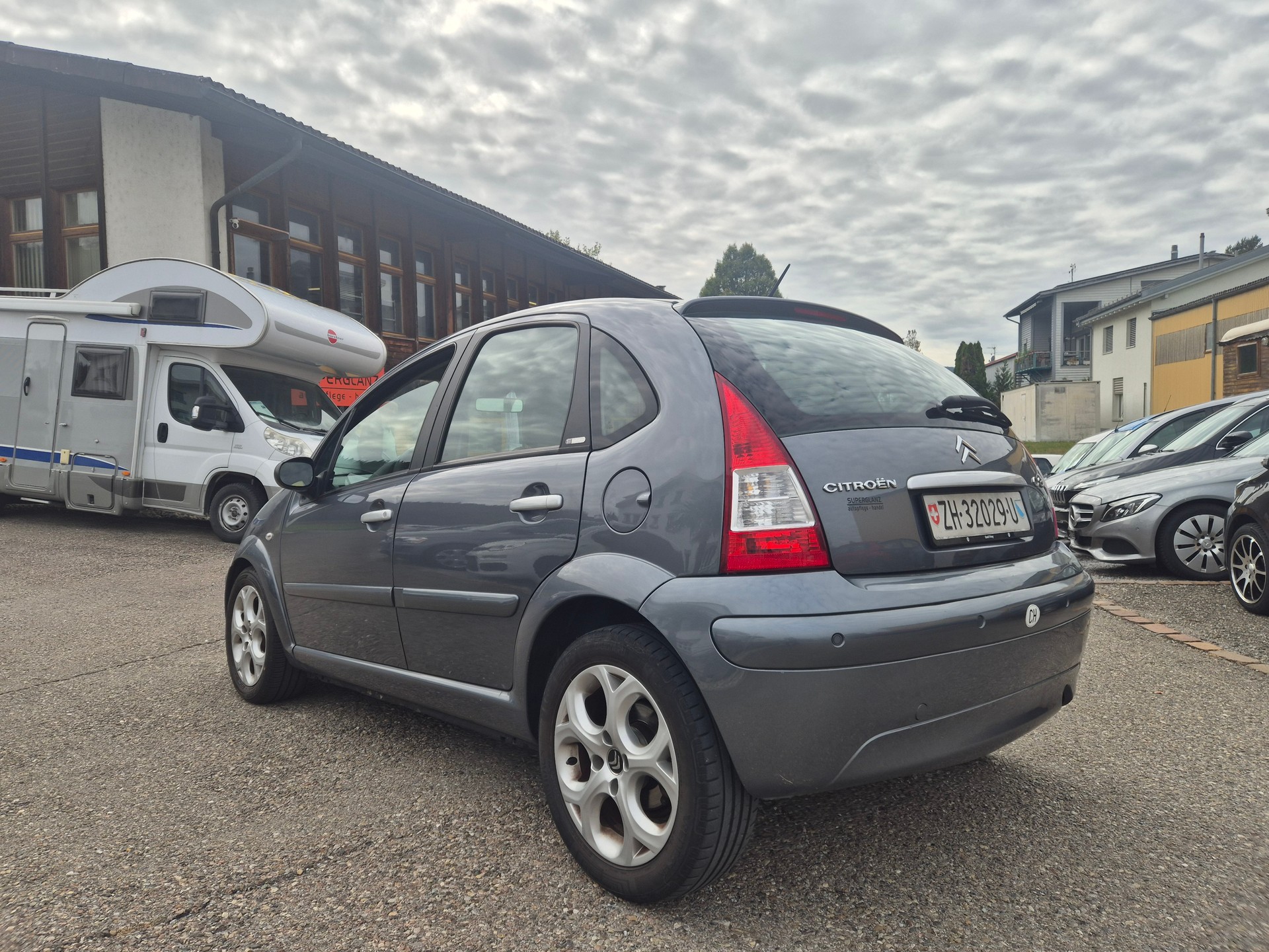 CITROEN C3 1.6 16V HDi Exclusive-image-2
