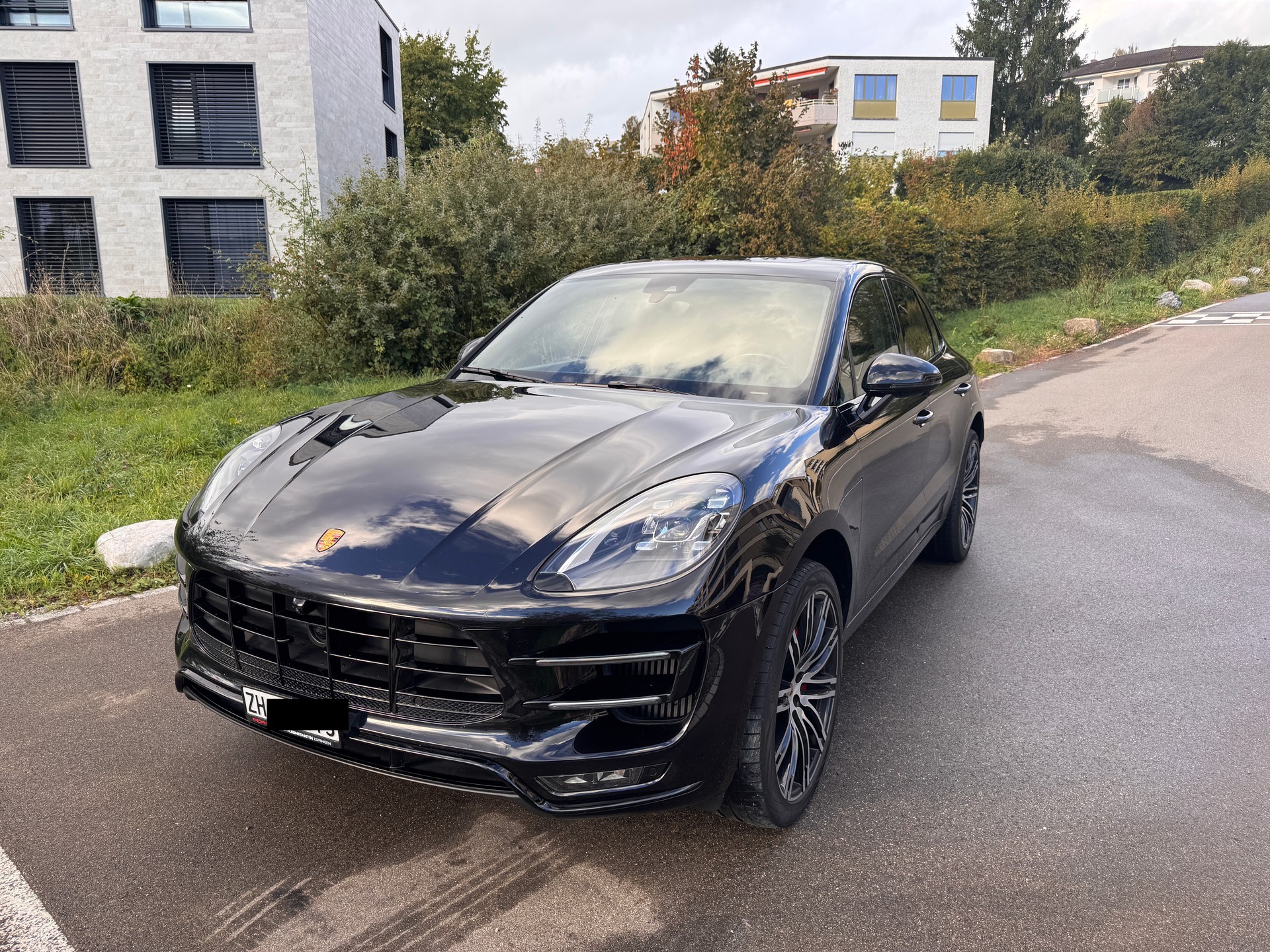PORSCHE 3.6 V6 Turbo-image-0