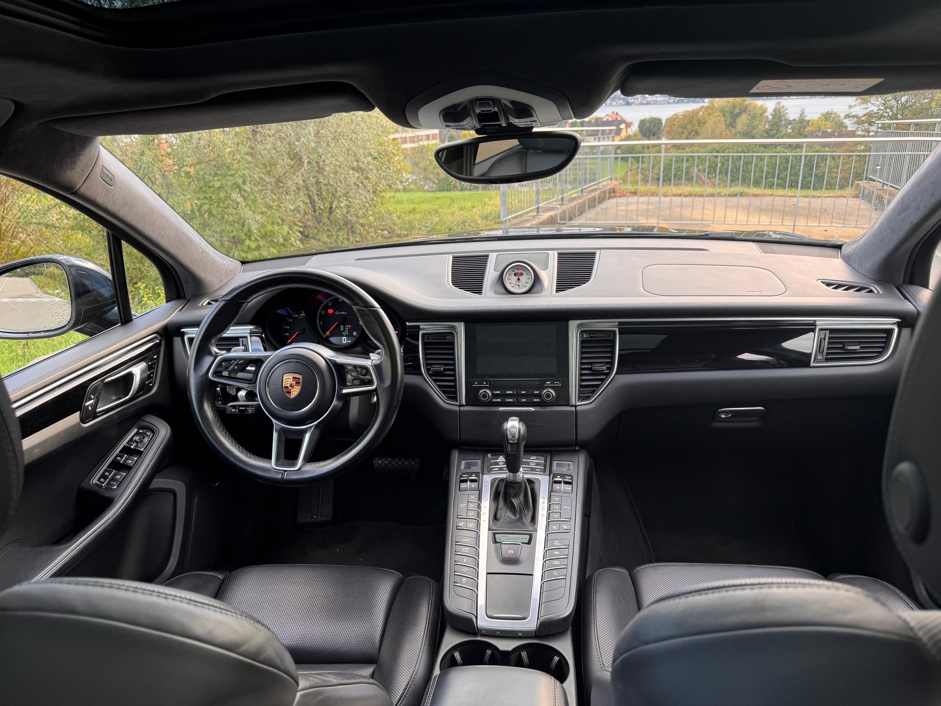 PORSCHE 3.6 V6 Turbo-image-3