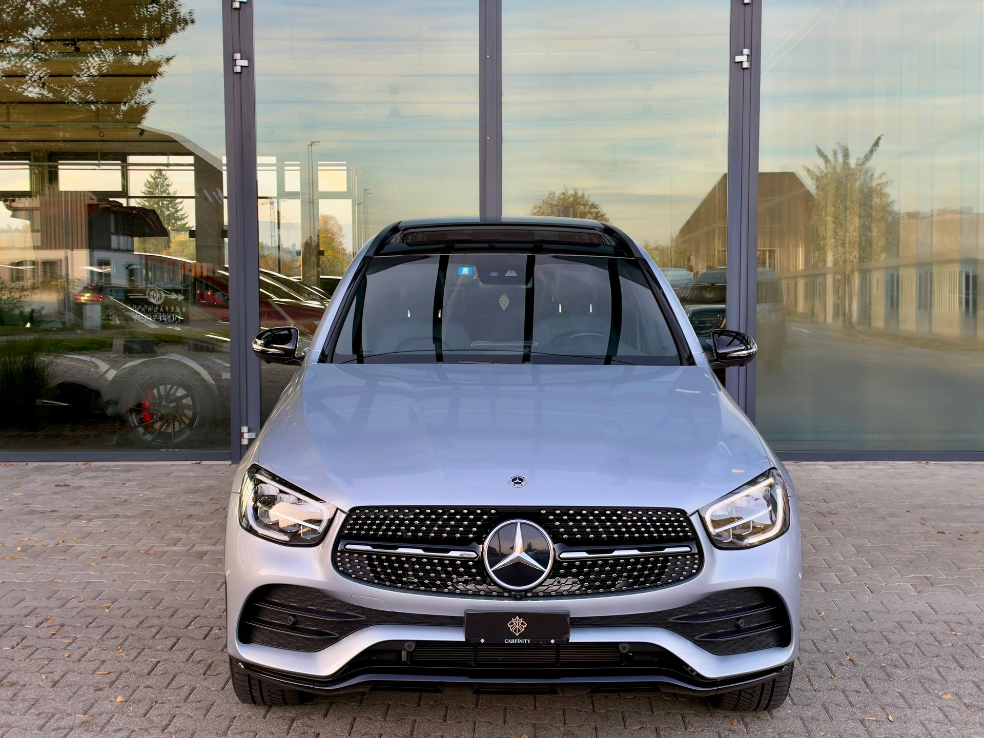 MERCEDES-BENZ GLC 220 d AMG Line 4Matic 9G-Tronic-image-1