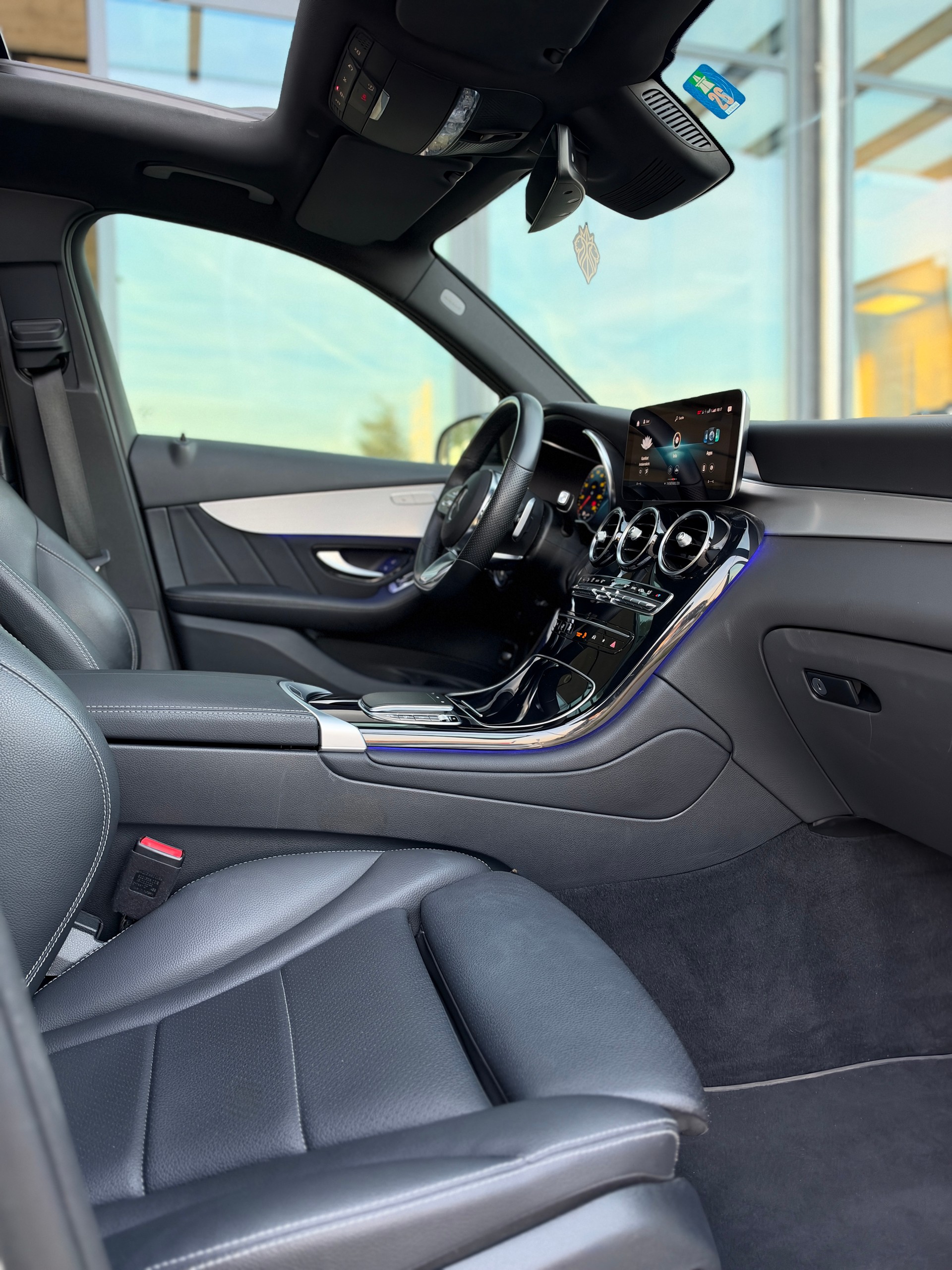 MERCEDES-BENZ GLC 220 d AMG Line 4Matic 9G-Tronic-image-8