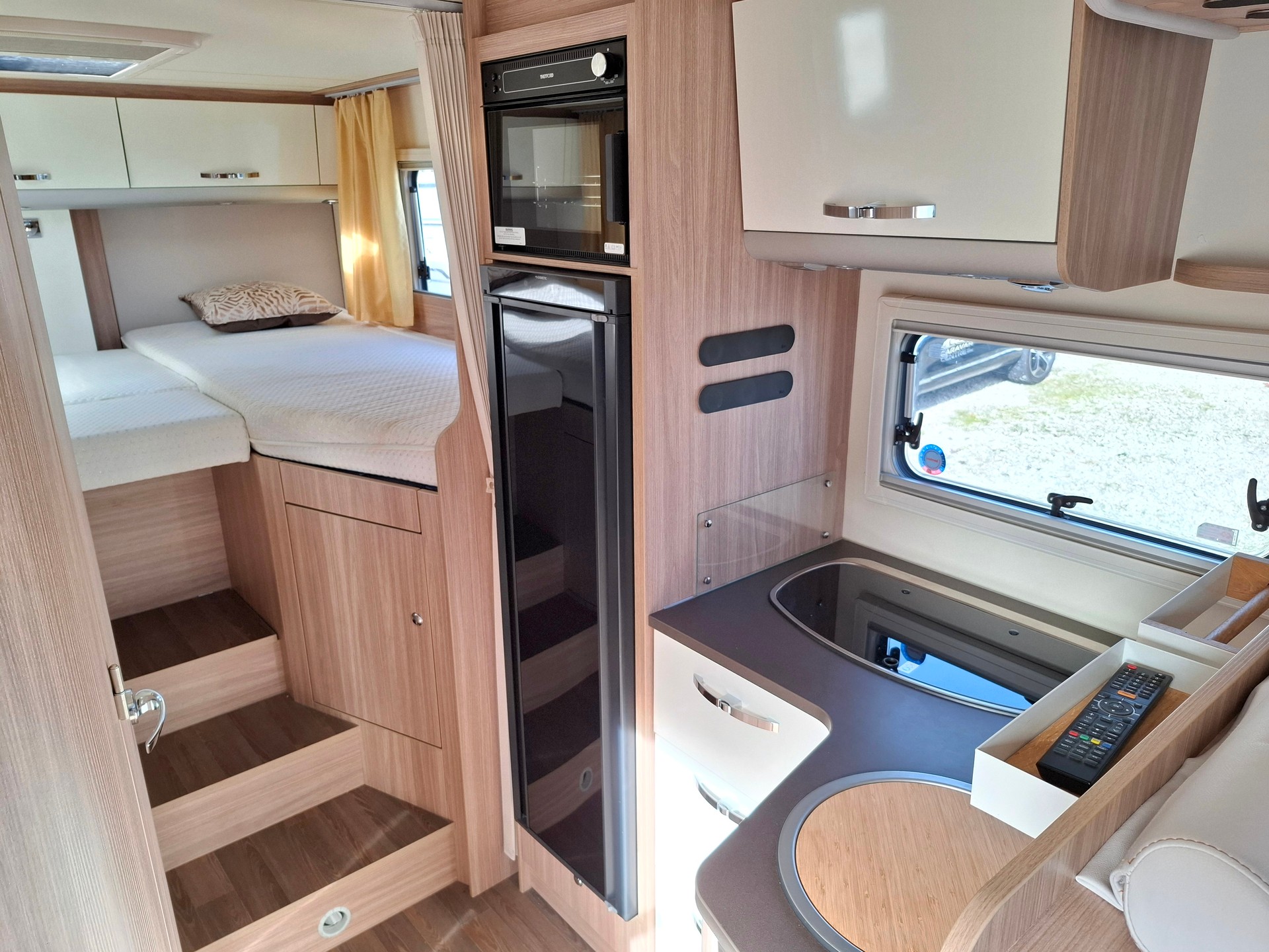 BÜRSTNER Ixeo I 726 G - ab MFK! Längsbett - Hubbett - TV - SAT-image-11