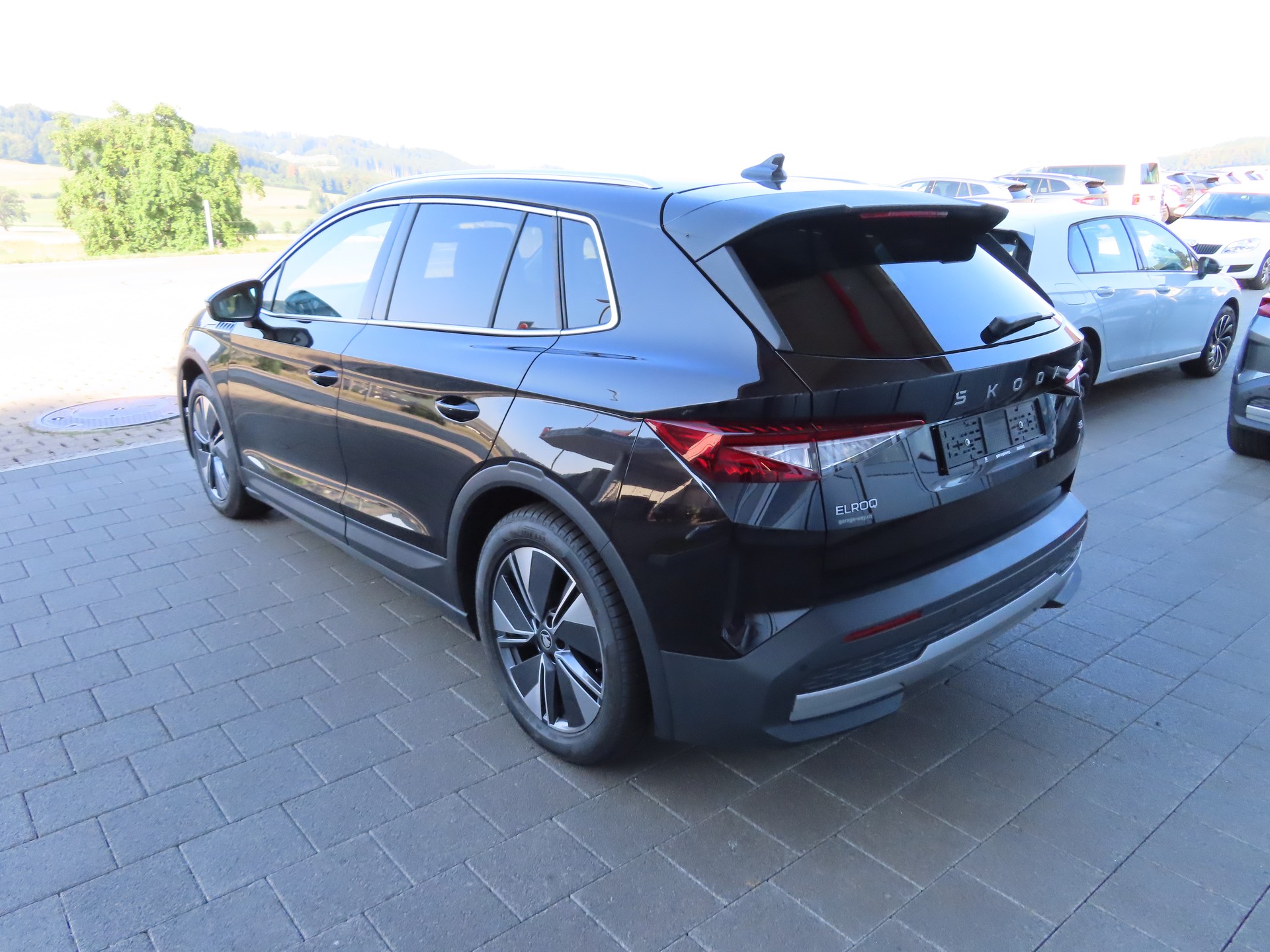 SKODA Elroq 85-image-2