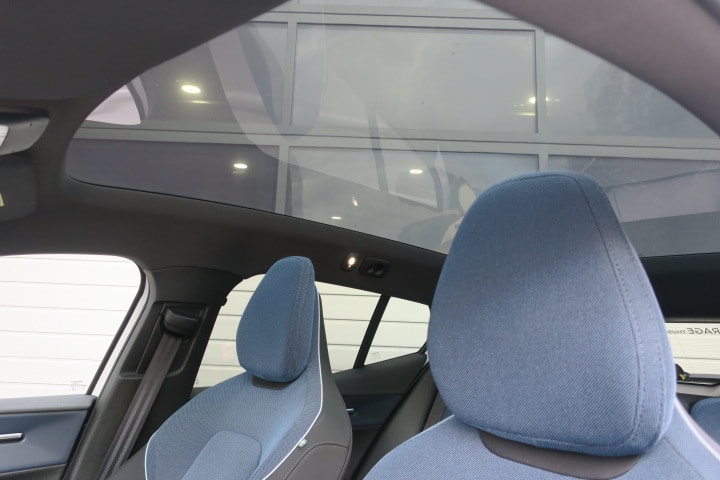 VOLVO EX30 E60 69kWh Twin Ultra-image-7