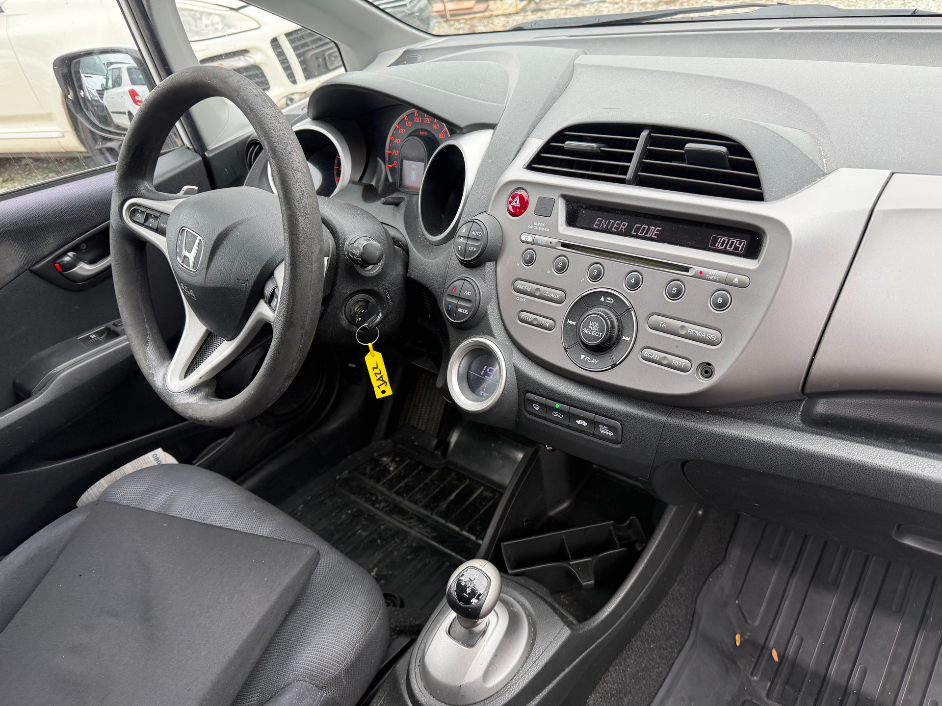 HONDA Jazz 1.4i Elegance i-Shift-image-11