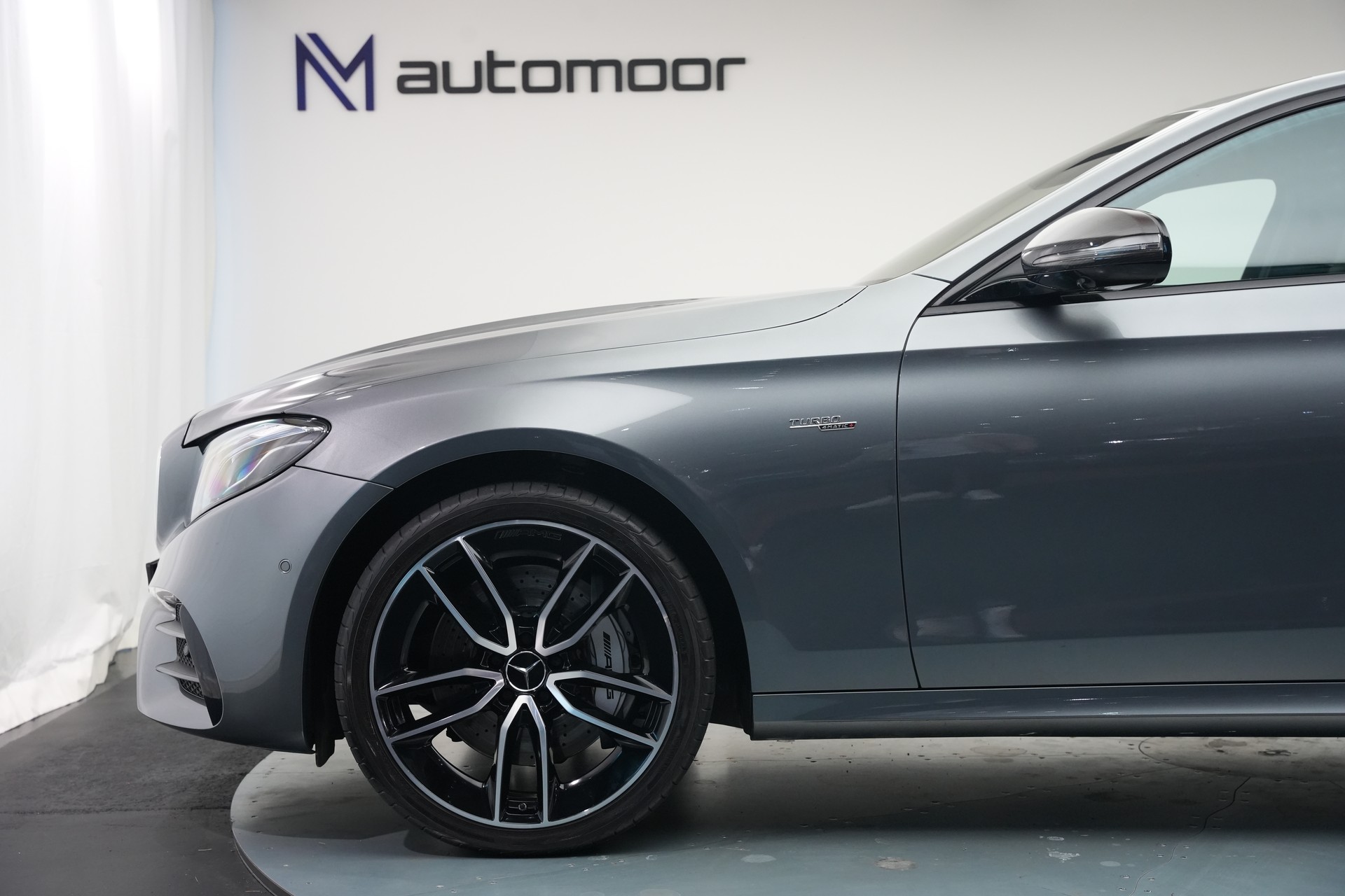 MERCEDES-BENZ E 53 AMG 4Matic+ Speedshift MCT *Carbon* *Burmester* *Performance Sitze*-image-46