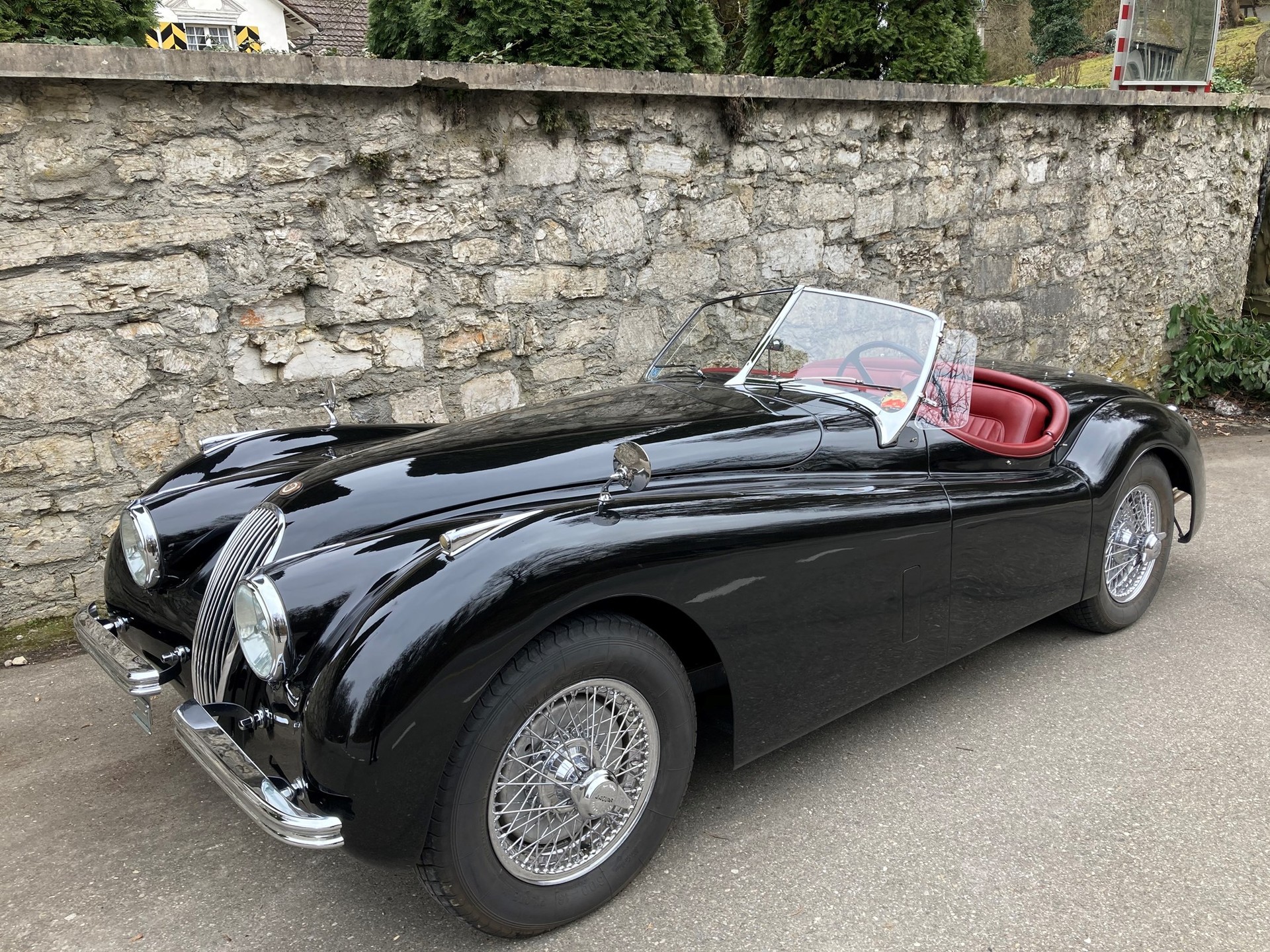 JAGUAR XK120-image-0
