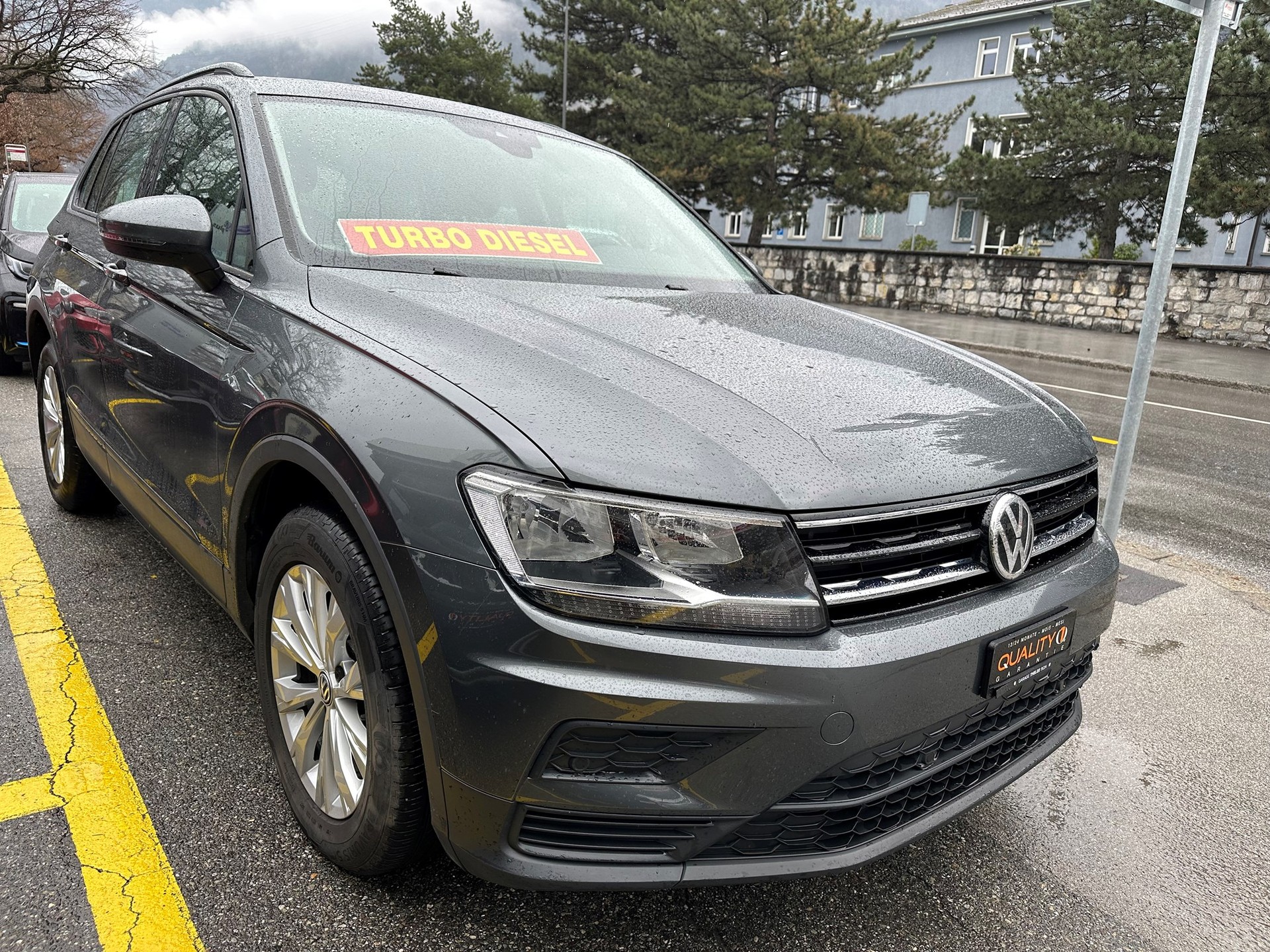 VW Tiguan 2.0 TDI SCR Trendline 4Motion DSG-showroom-element-1