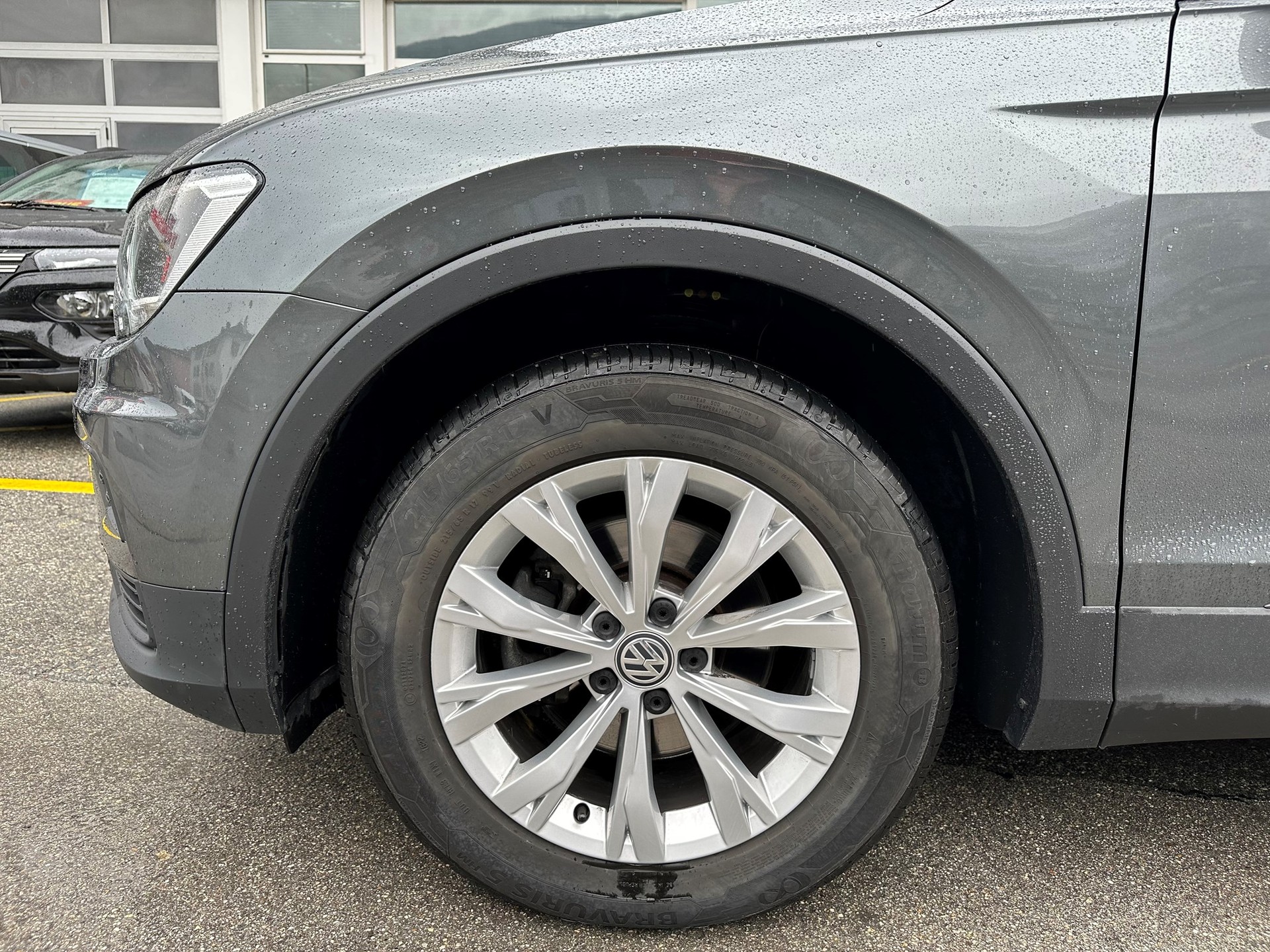 VW Tiguan 2.0 TDI SCR Trendline 4Motion DSG-image-10