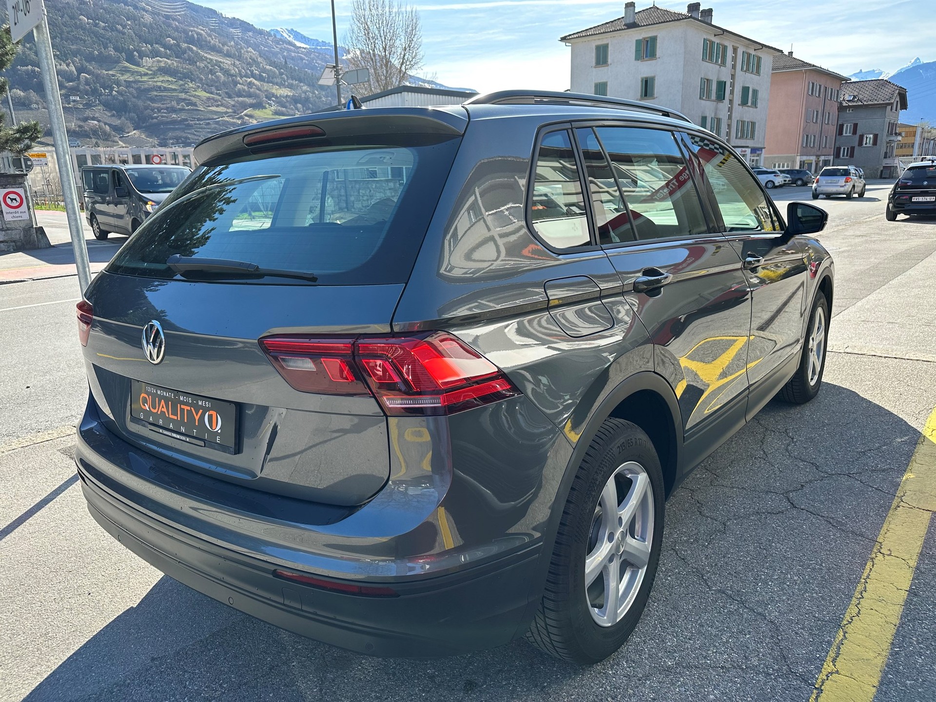 VW Tiguan 2.0 TDI SCR Trendline 4Motion DSG-image-6