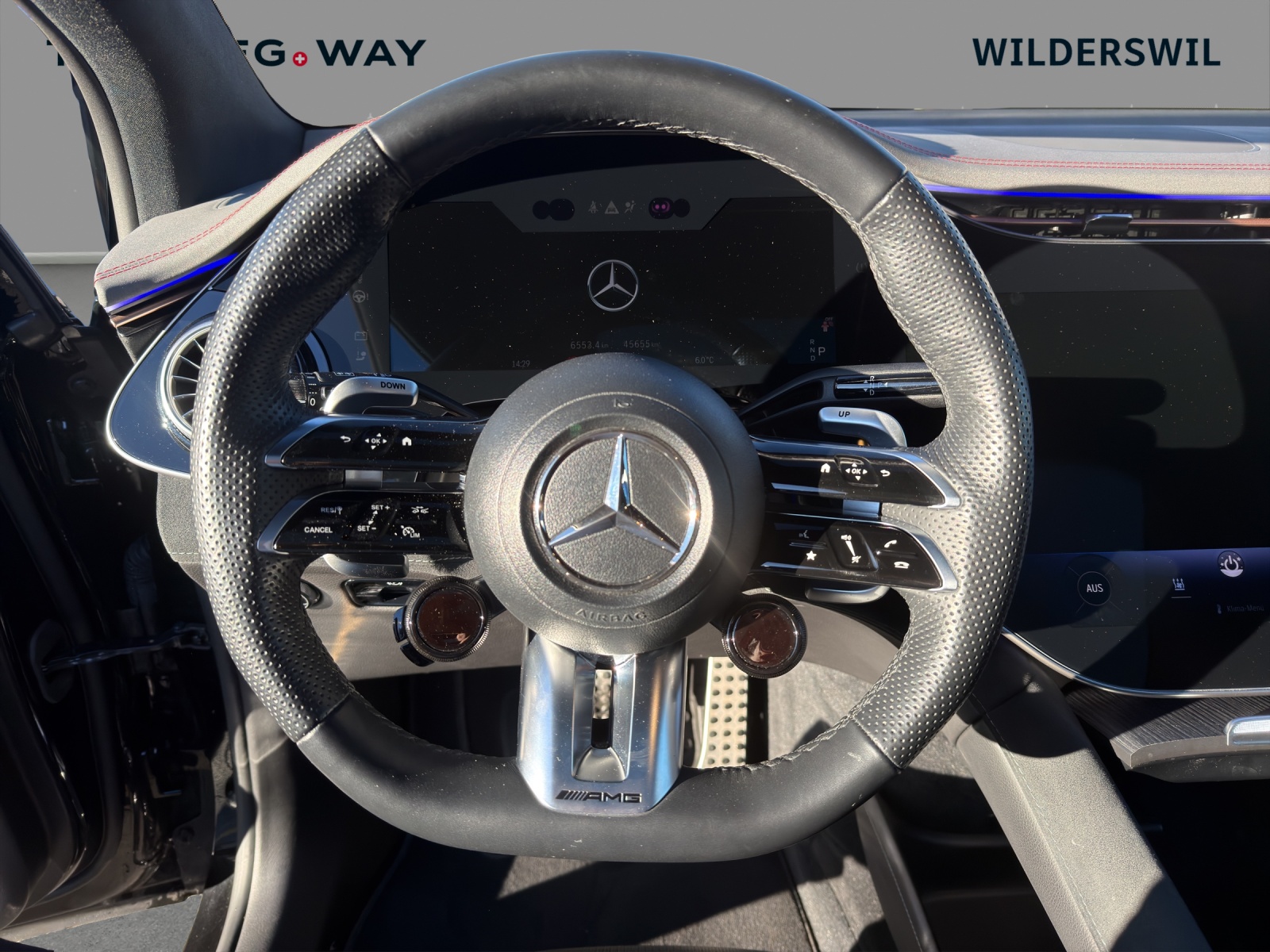 MERCEDES-BENZ EQE SUV 43 AMG 4matic-image-9