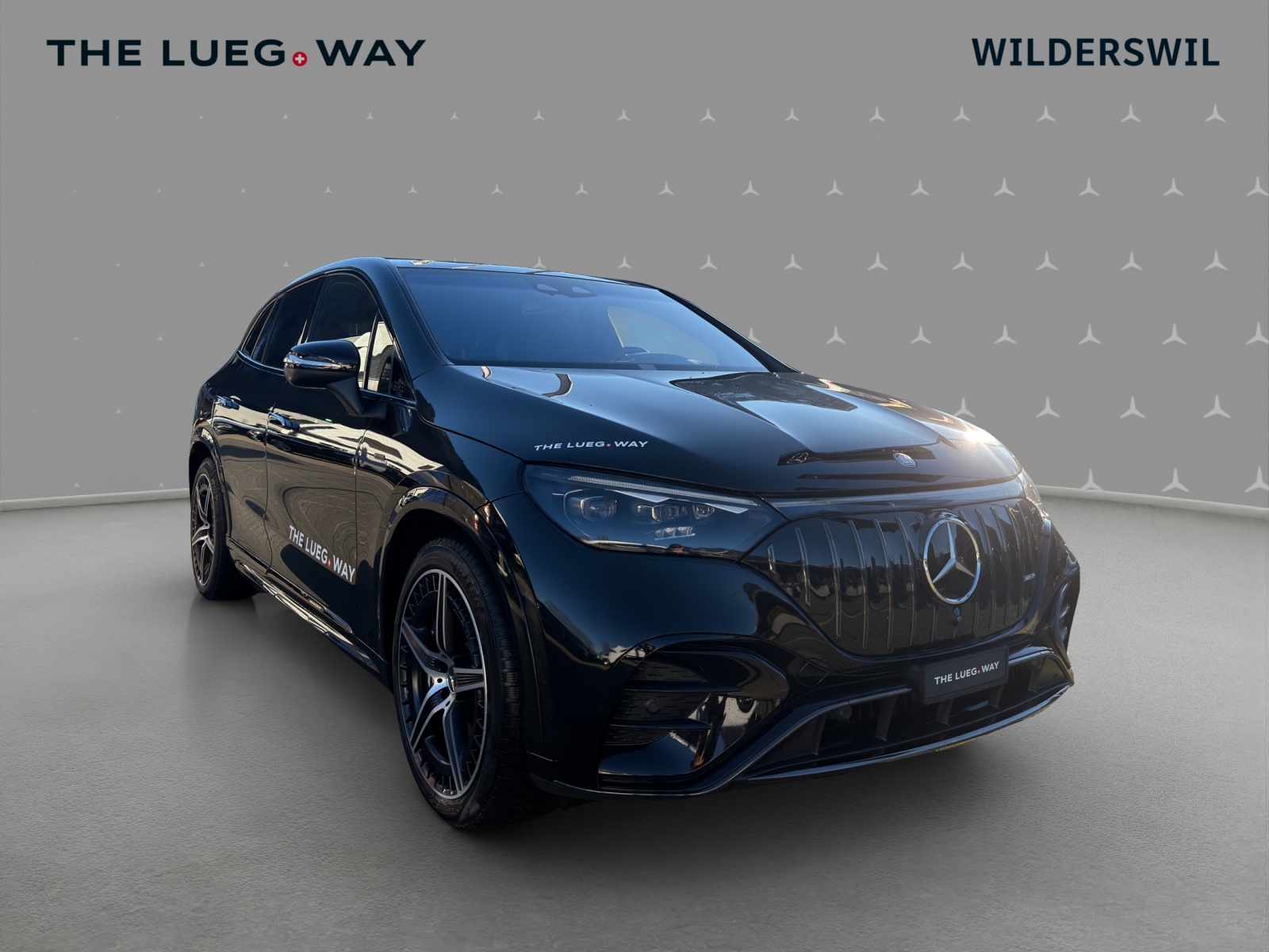 MERCEDES-BENZ EQE SUV 43 AMG 4matic-image-1