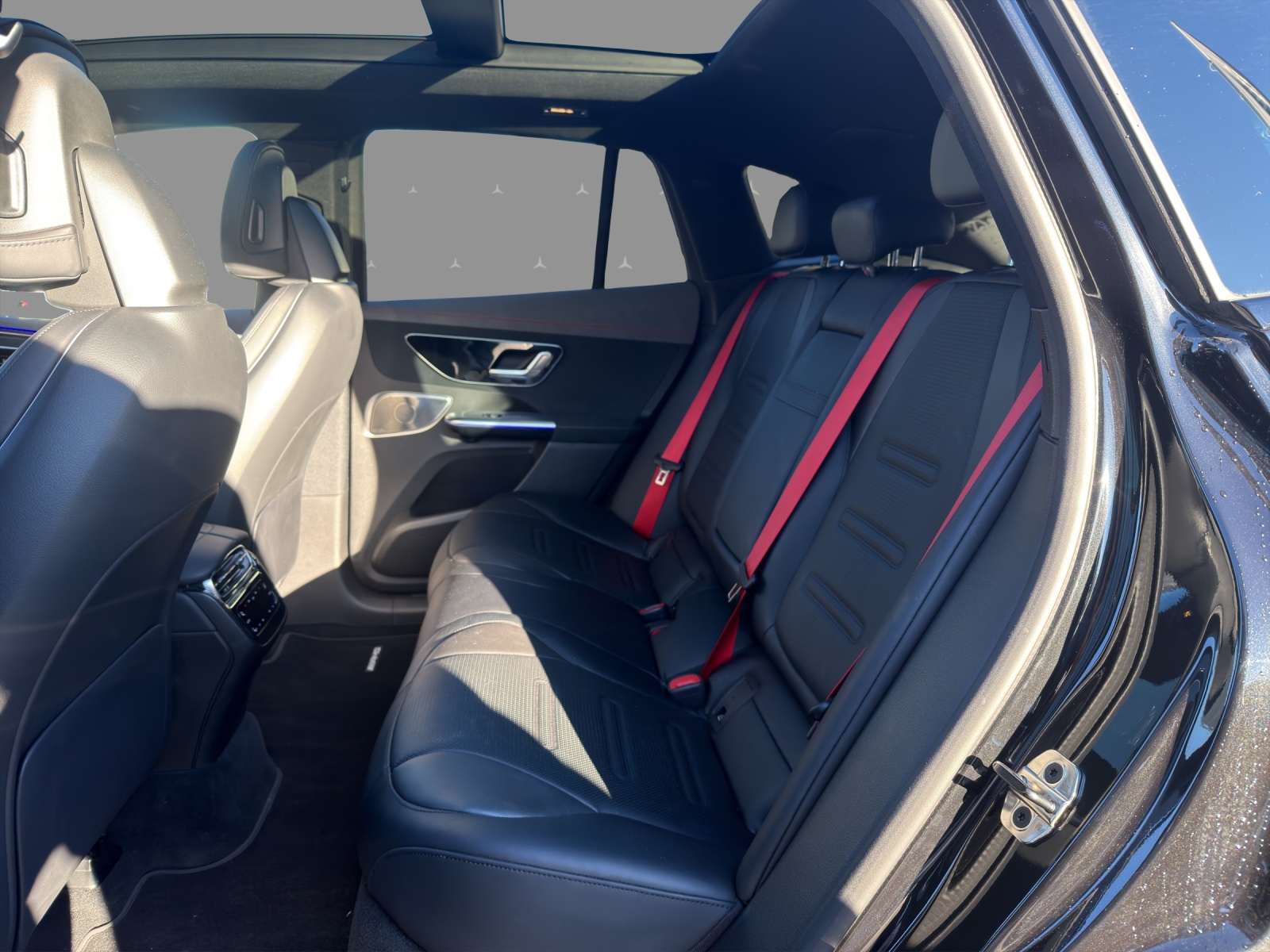 MERCEDES-BENZ EQE SUV 43 AMG 4matic-image-13