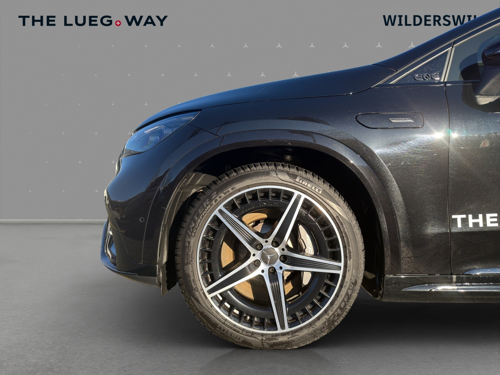 MERCEDES-BENZ EQE SUV 43 AMG 4matic-image-6