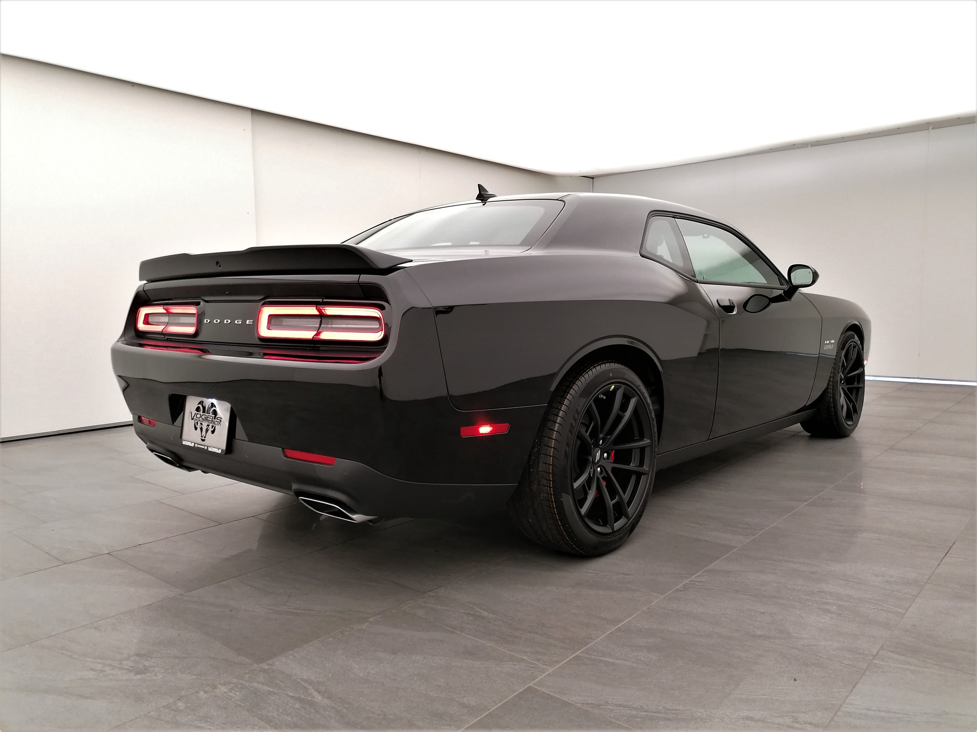 DODGE Challenger 5.7 R/T Shaker-image-3