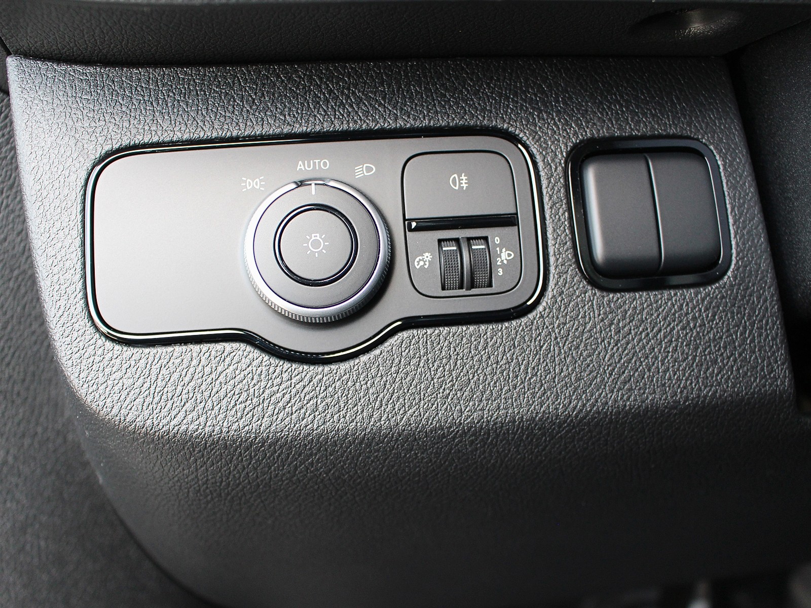 MERCEDES-BENZ Sprinter 317 CDI CH 3665mm S-image-9