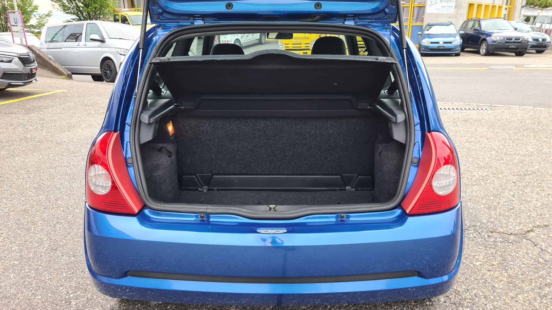 RENAULT Clio 2.0 16V Sport Jean Ragnotti-image-6