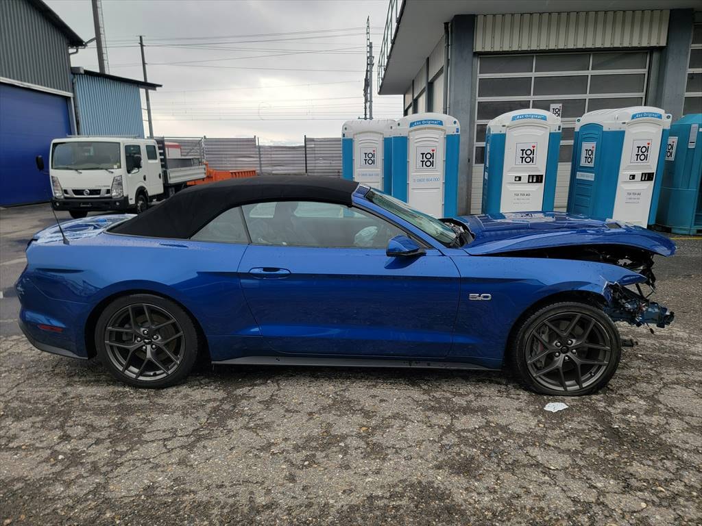 FORD Mustang Convertible 5.0V8GT Black Shad Ed. Automat-image-5
