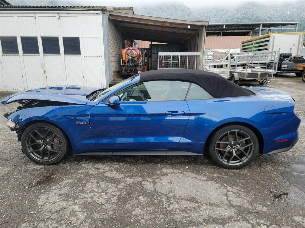 FORD Mustang Convertible 5.0V8GT Black Shad Ed. Automat-image-1