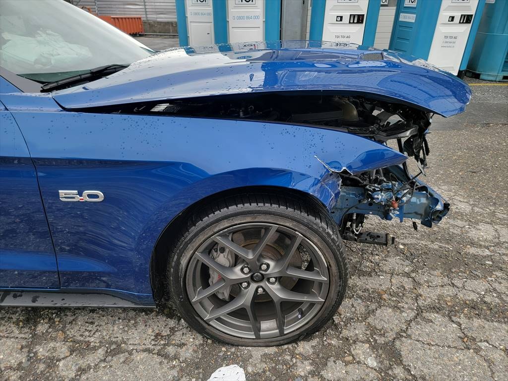 FORD Mustang Convertible 5.0V8GT Black Shad Ed. Automat-image-10