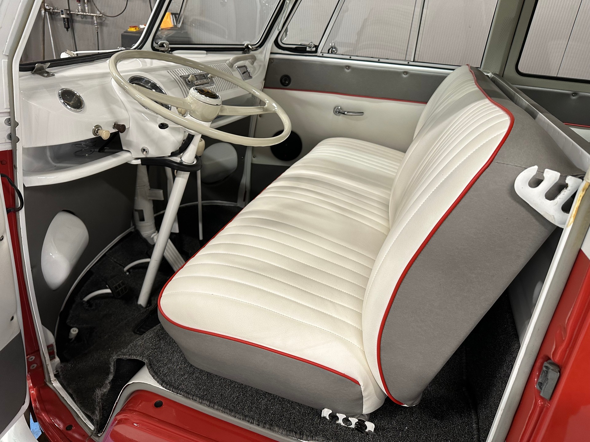 VW T1-image-8