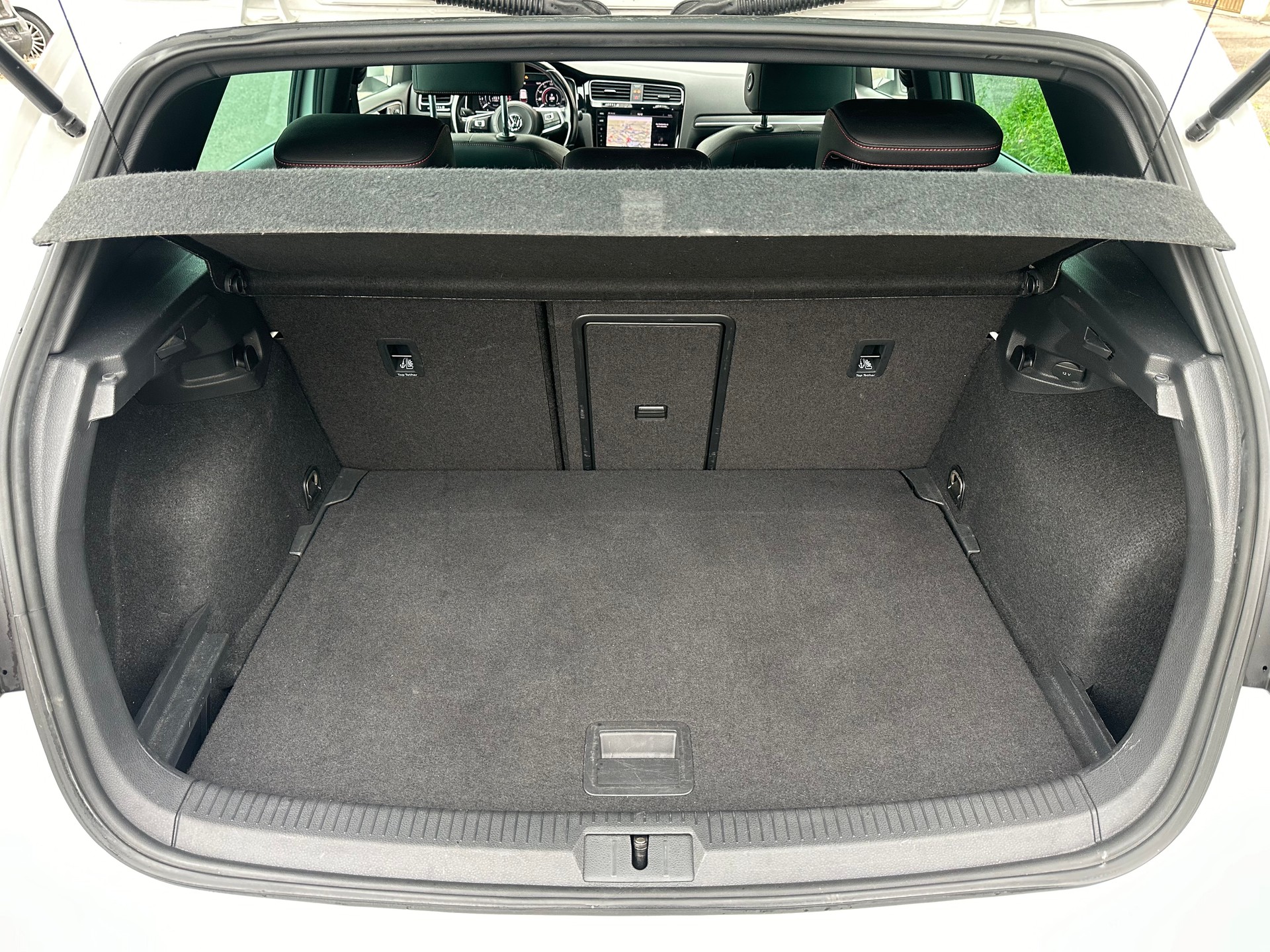 VW Golf 2.0 TSI GTI Performance DSG-image-10