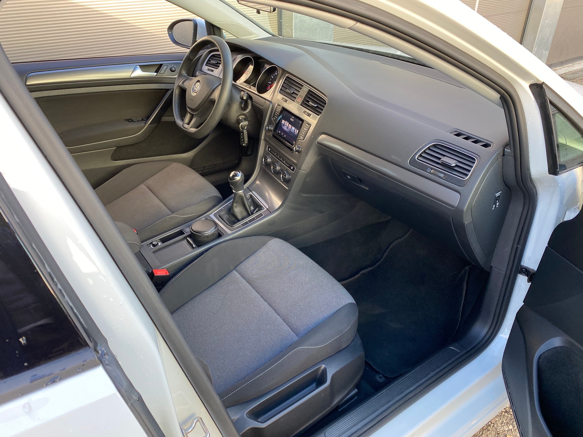 VW Golf 1.6 TDI Comfortline-image-10