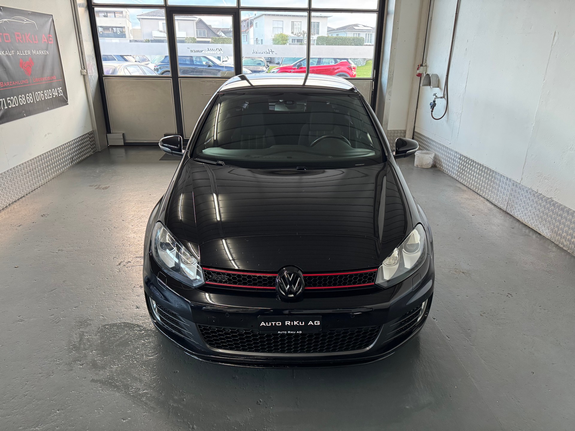 VW Golf 2.0 TSI GTI-image-3