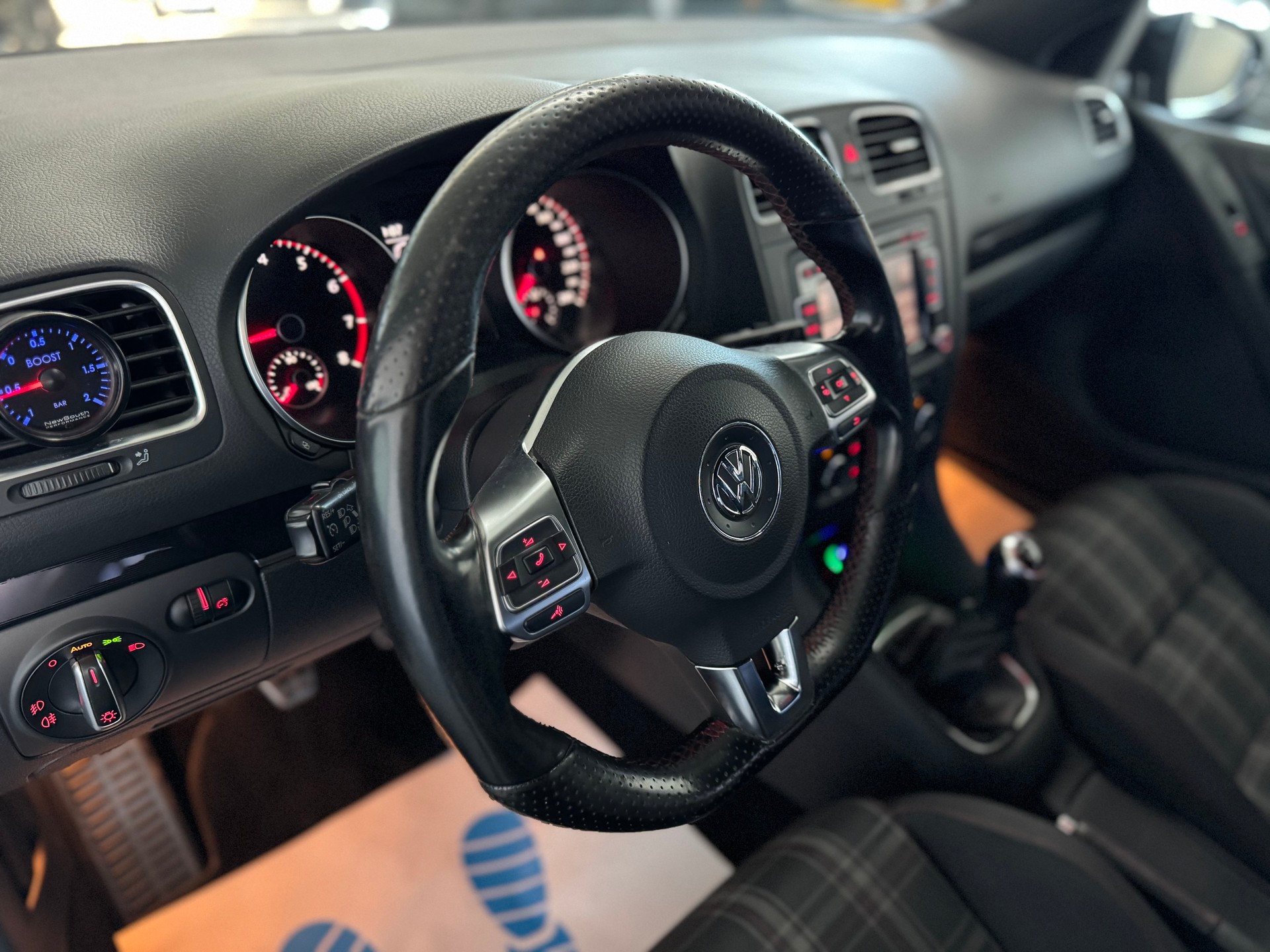 VW Golf 2.0 TSI GTI-image-13