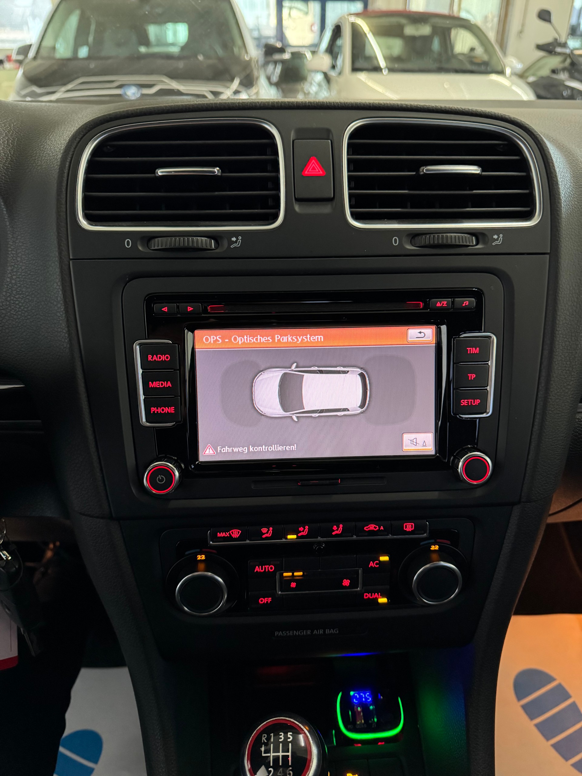 VW Golf 2.0 TSI GTI-image-18